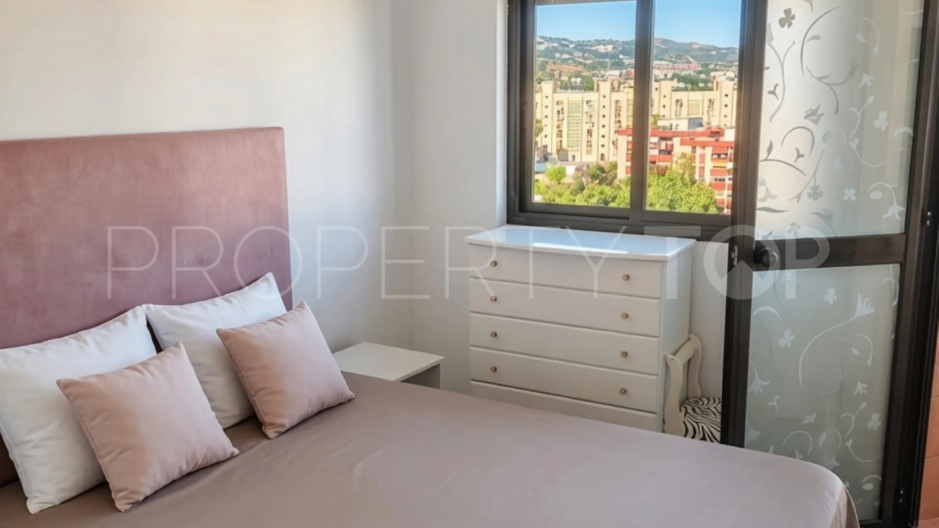 Marbella Ciudad, apartamento de 3 dormitorios en venta