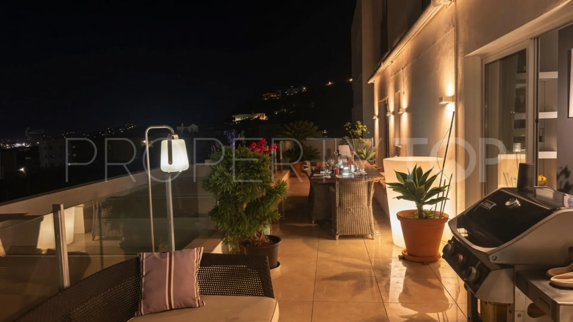 Atico duplex en venta en Elements