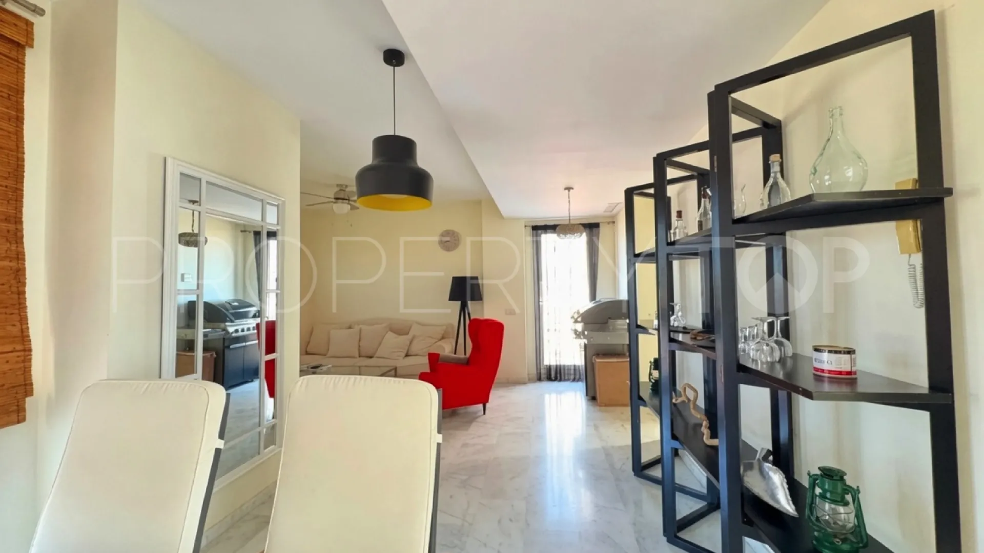 Atico duplex de 2 dormitorios en venta en Valle Romano