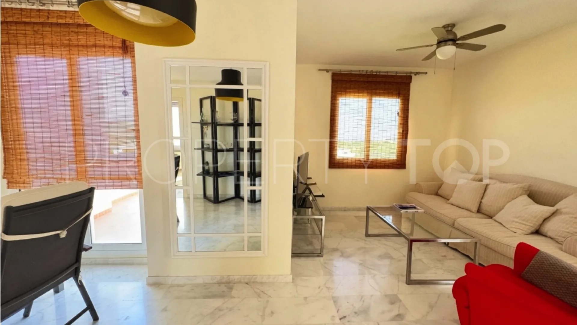 Atico duplex de 2 dormitorios en venta en Valle Romano