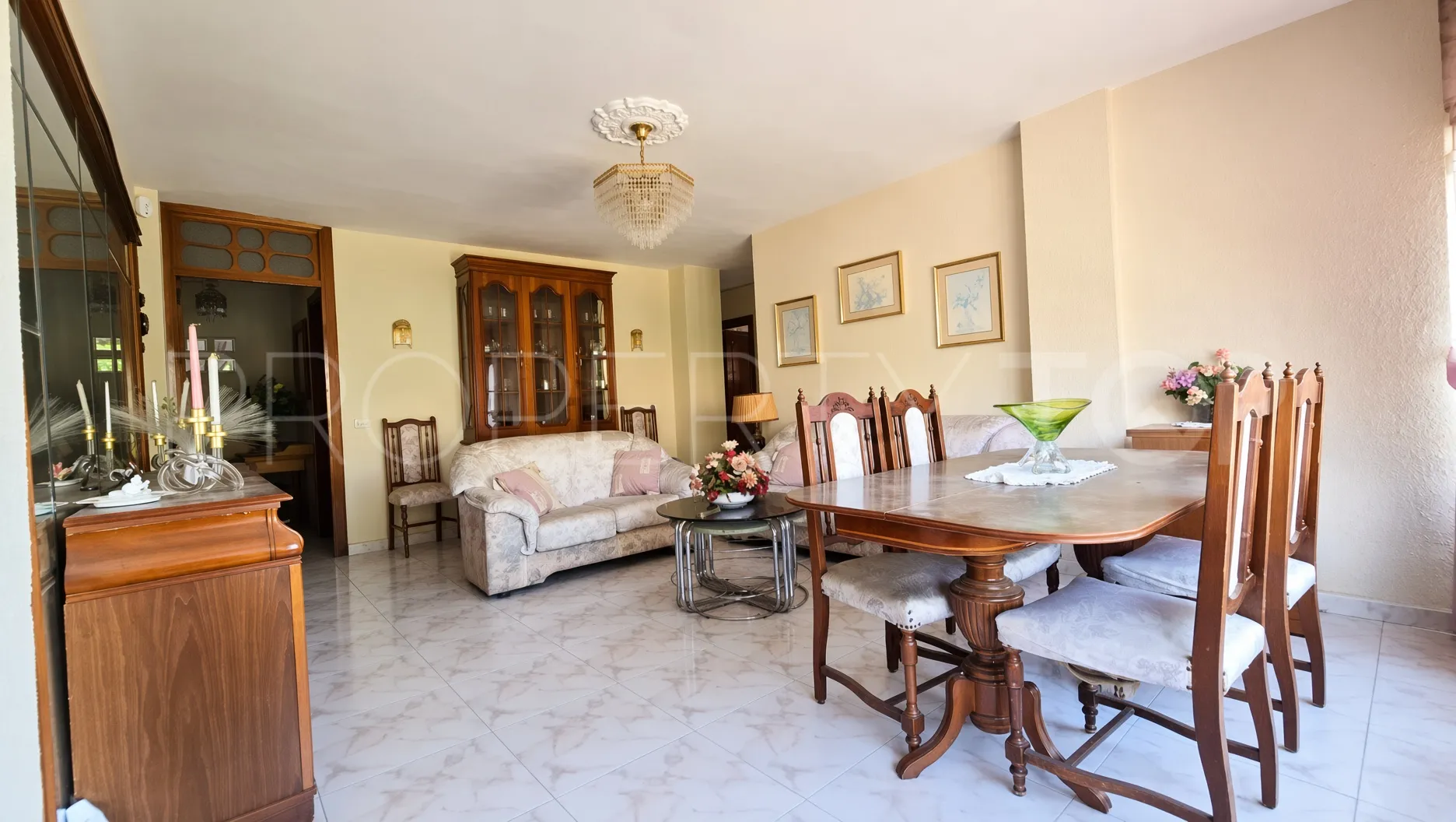 For sale apartment with 3 bedrooms in Divina Pastora
