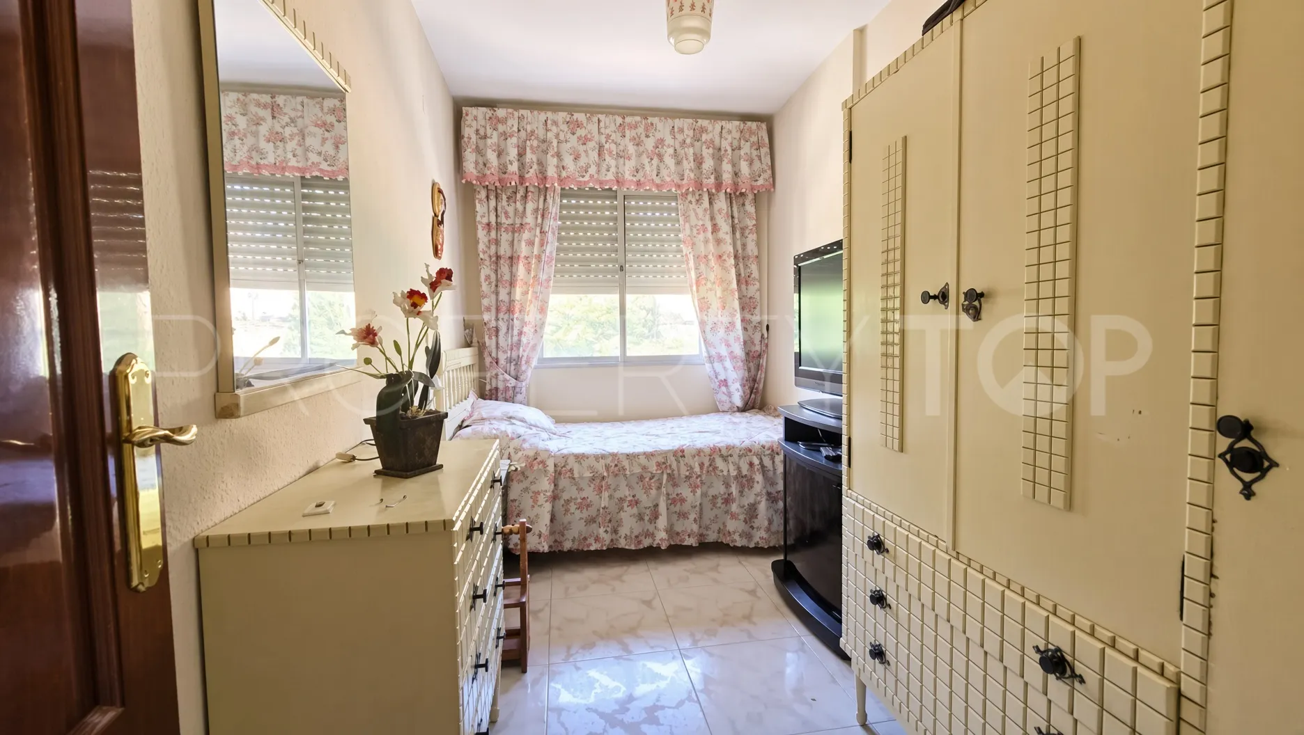 For sale apartment with 3 bedrooms in Divina Pastora