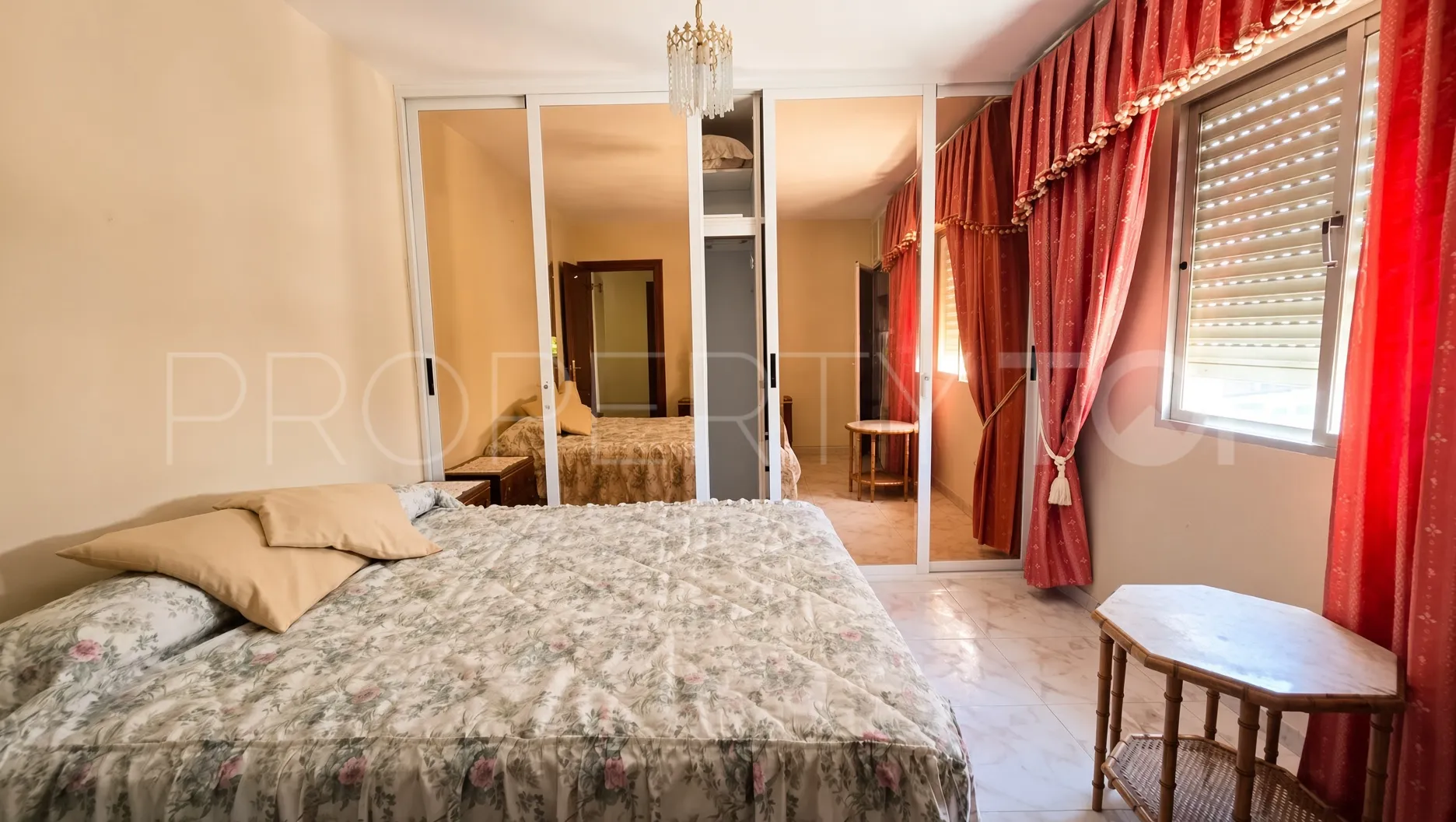 For sale apartment with 3 bedrooms in Divina Pastora