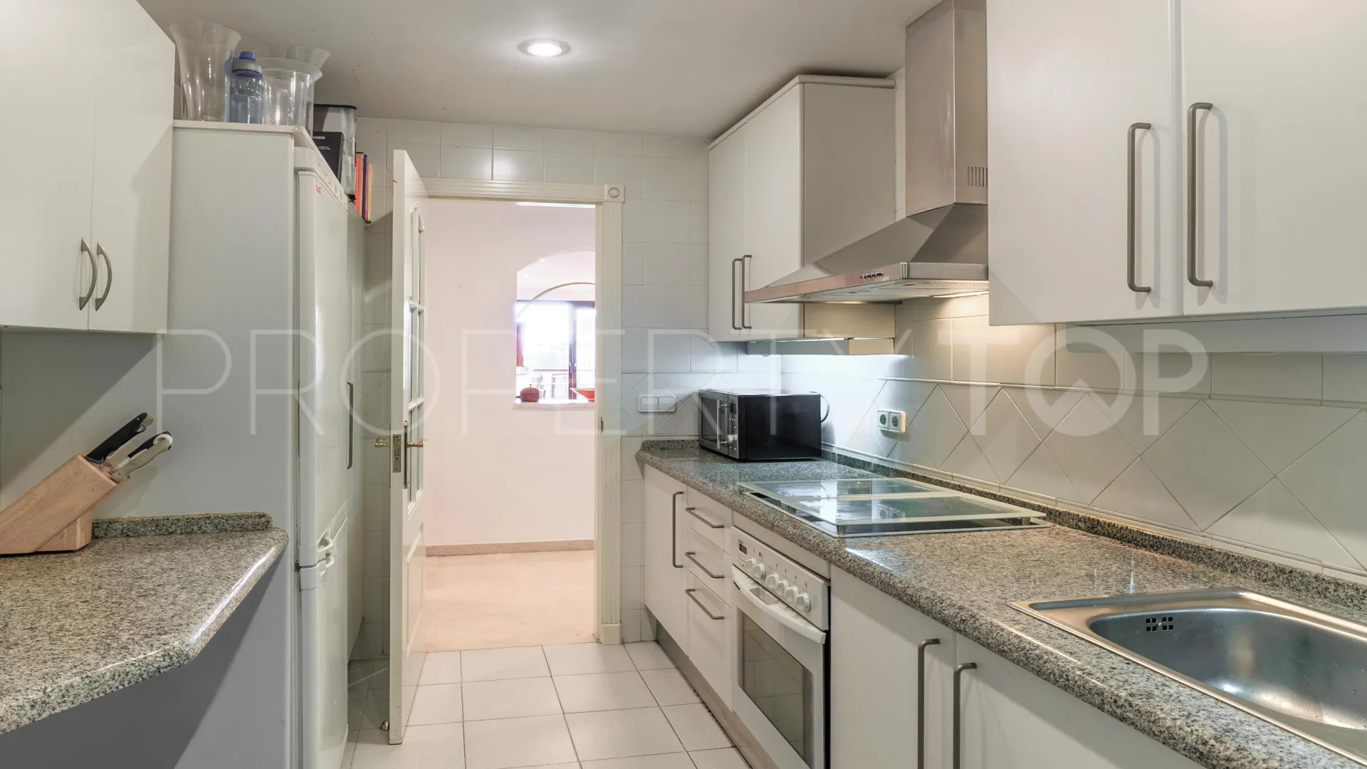 Apartamento planta baja a la venta en Los Arqueros de 3 dormitorios