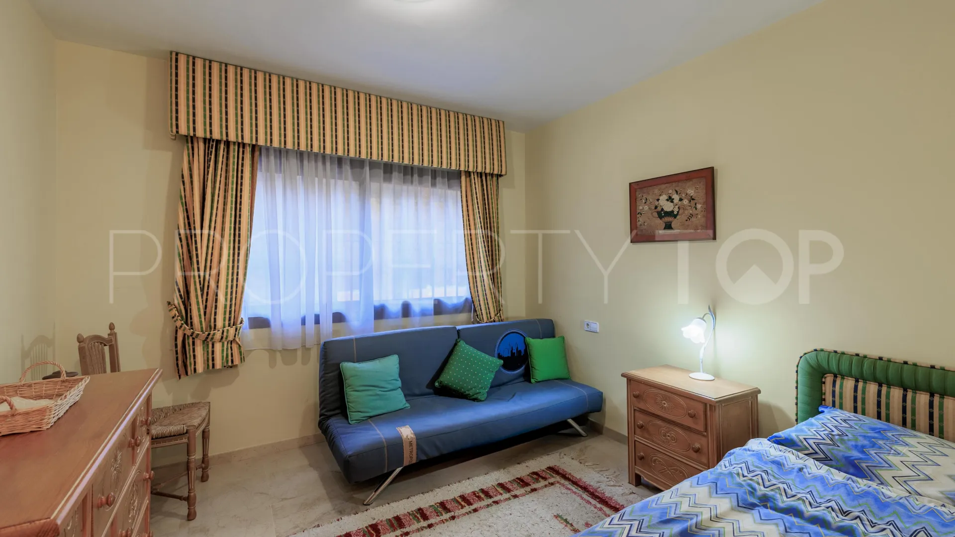 Apartamento planta baja a la venta en Los Arqueros de 3 dormitorios
