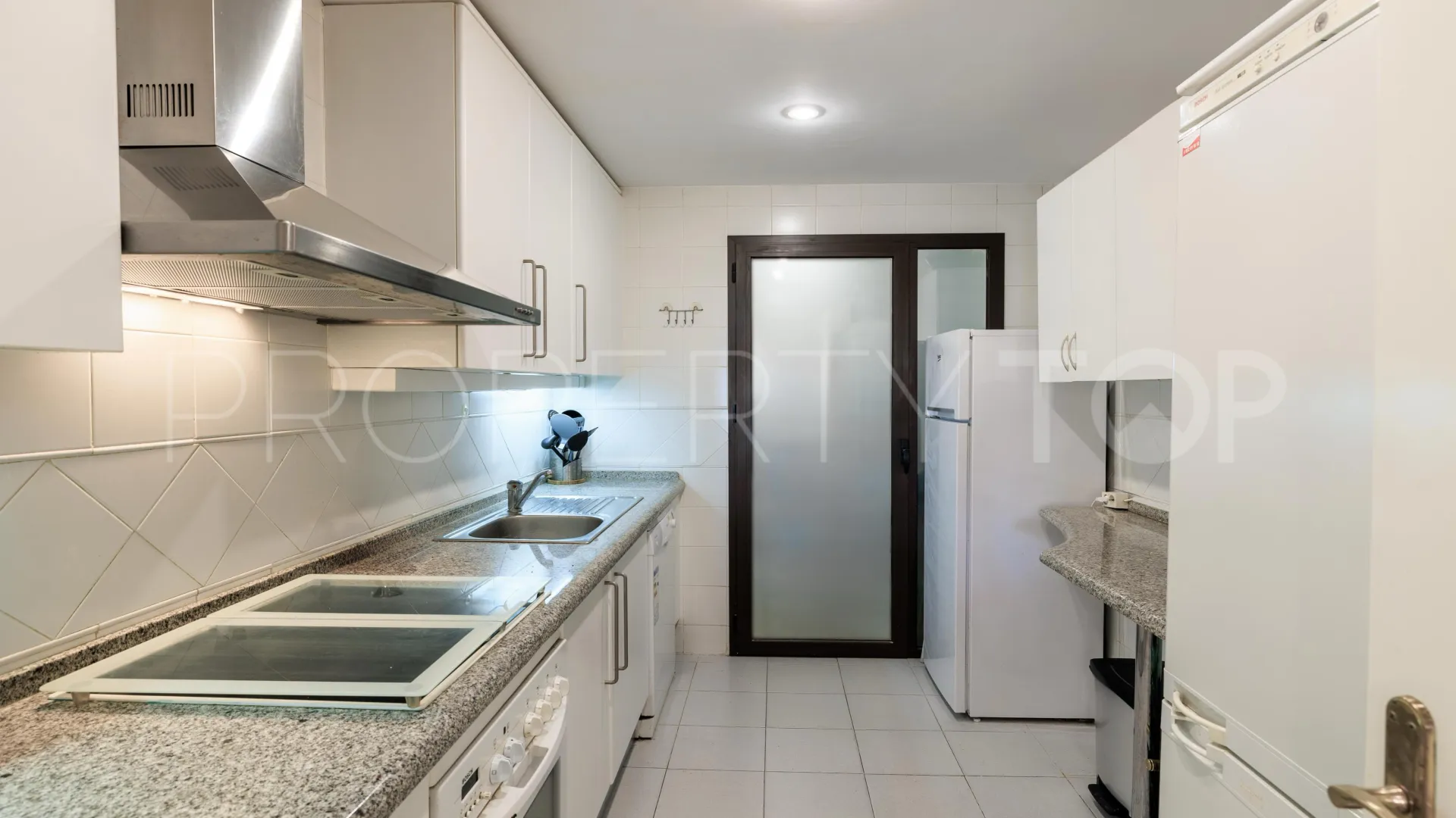 Apartamento planta baja a la venta en Los Arqueros de 3 dormitorios
