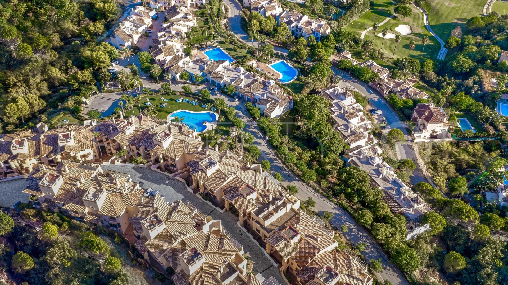 Apartamento planta baja a la venta en Los Arqueros de 3 dormitorios