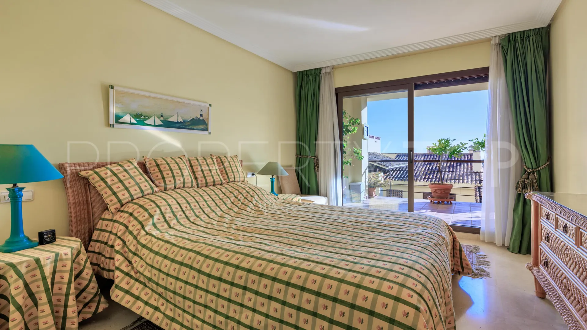 Apartamento planta baja a la venta en Los Arqueros de 3 dormitorios