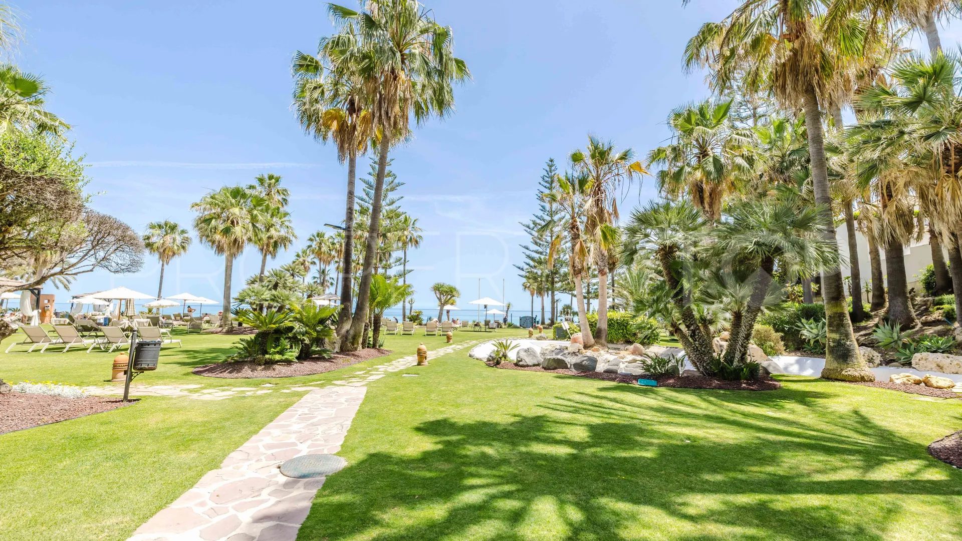 Se vende apartamento en Beach Side New Golden Mile