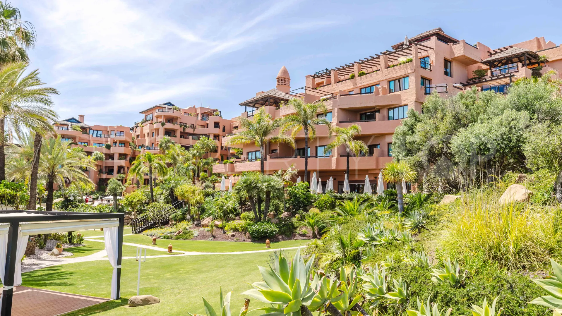 Se vende apartamento en Beach Side New Golden Mile