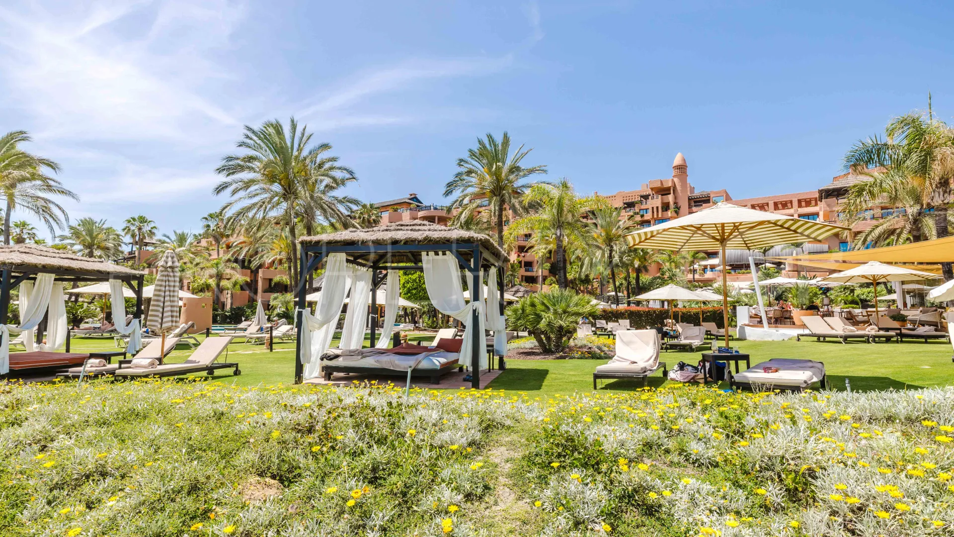 Se vende apartamento en Beach Side New Golden Mile