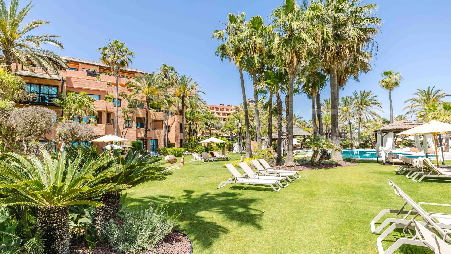 Se vende apartamento en Beach Side New Golden Mile