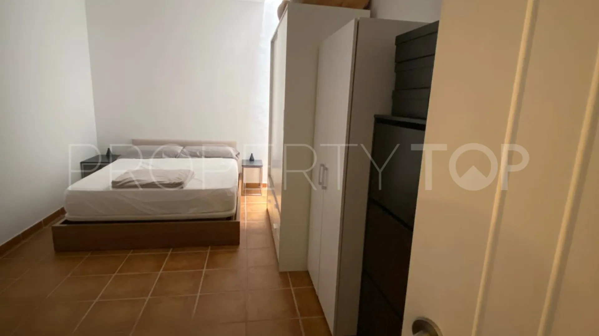El Paraiso, apartamento planta baja en venta