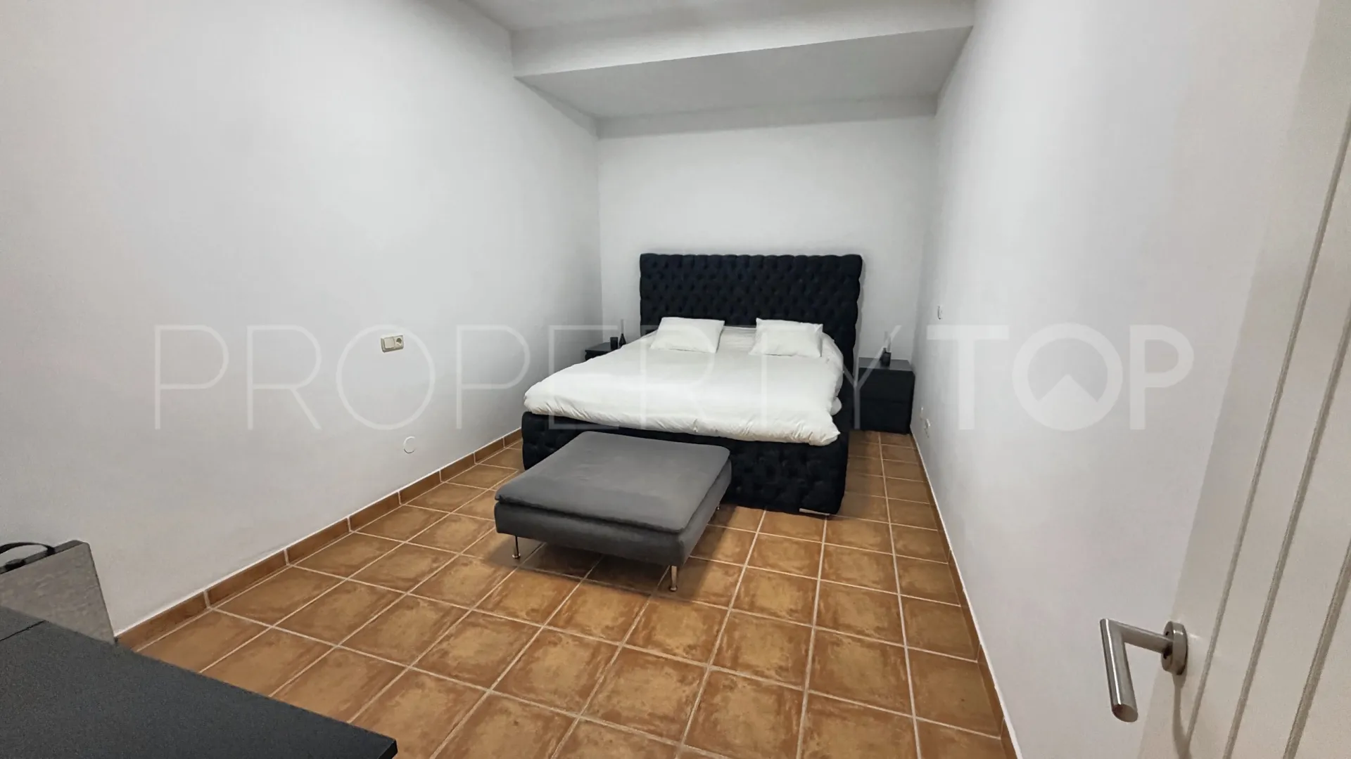 El Paraiso, apartamento planta baja en venta