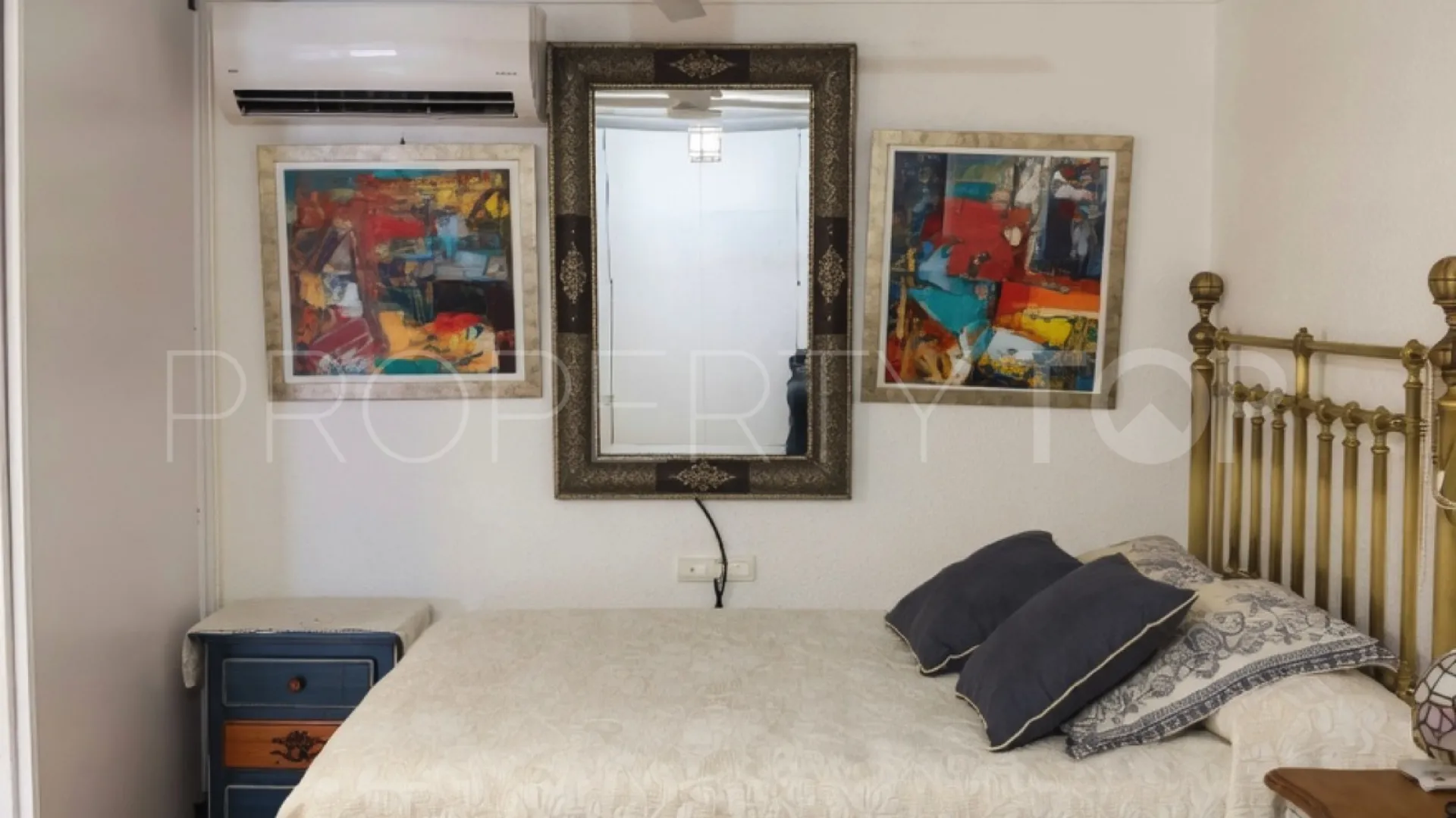 Torreguadiaro apartment for sale