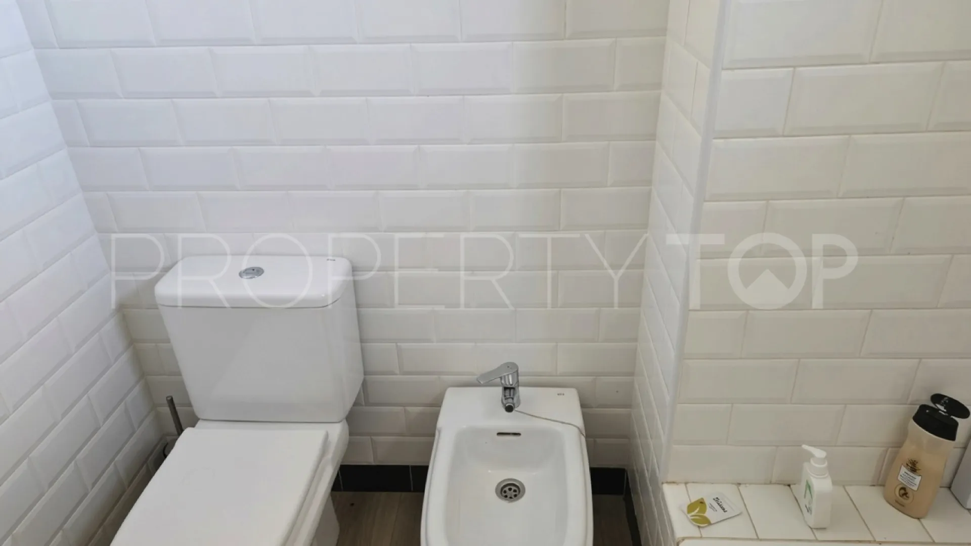 For sale Alcorrín ground floor apartment with 2 bedrooms