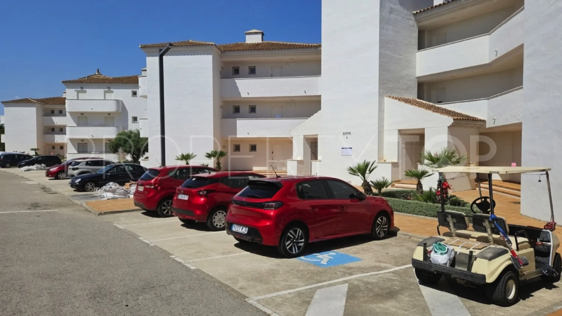 For sale Alcorrín ground floor apartment with 2 bedrooms
