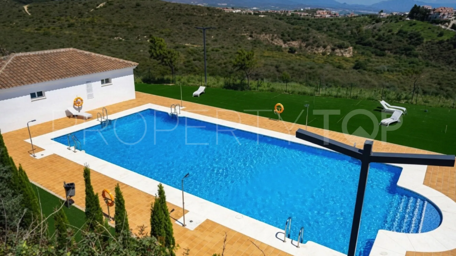 For sale Alcorrín ground floor apartment with 2 bedrooms