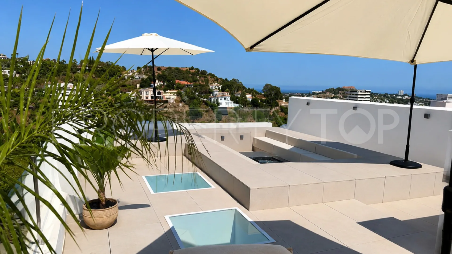 Comprar duplex en La Quinta
