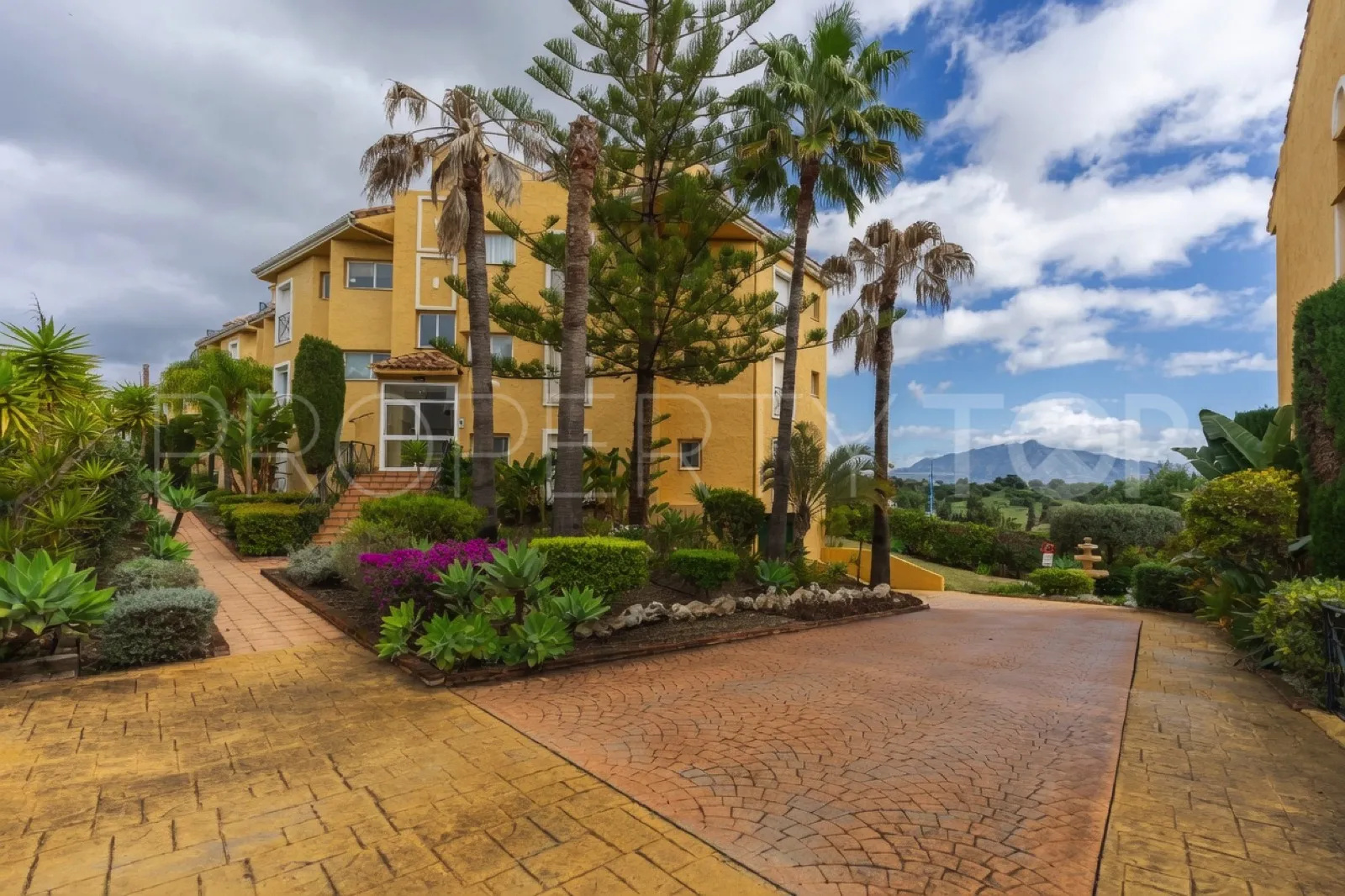 Bel Air, atico duplex en venta