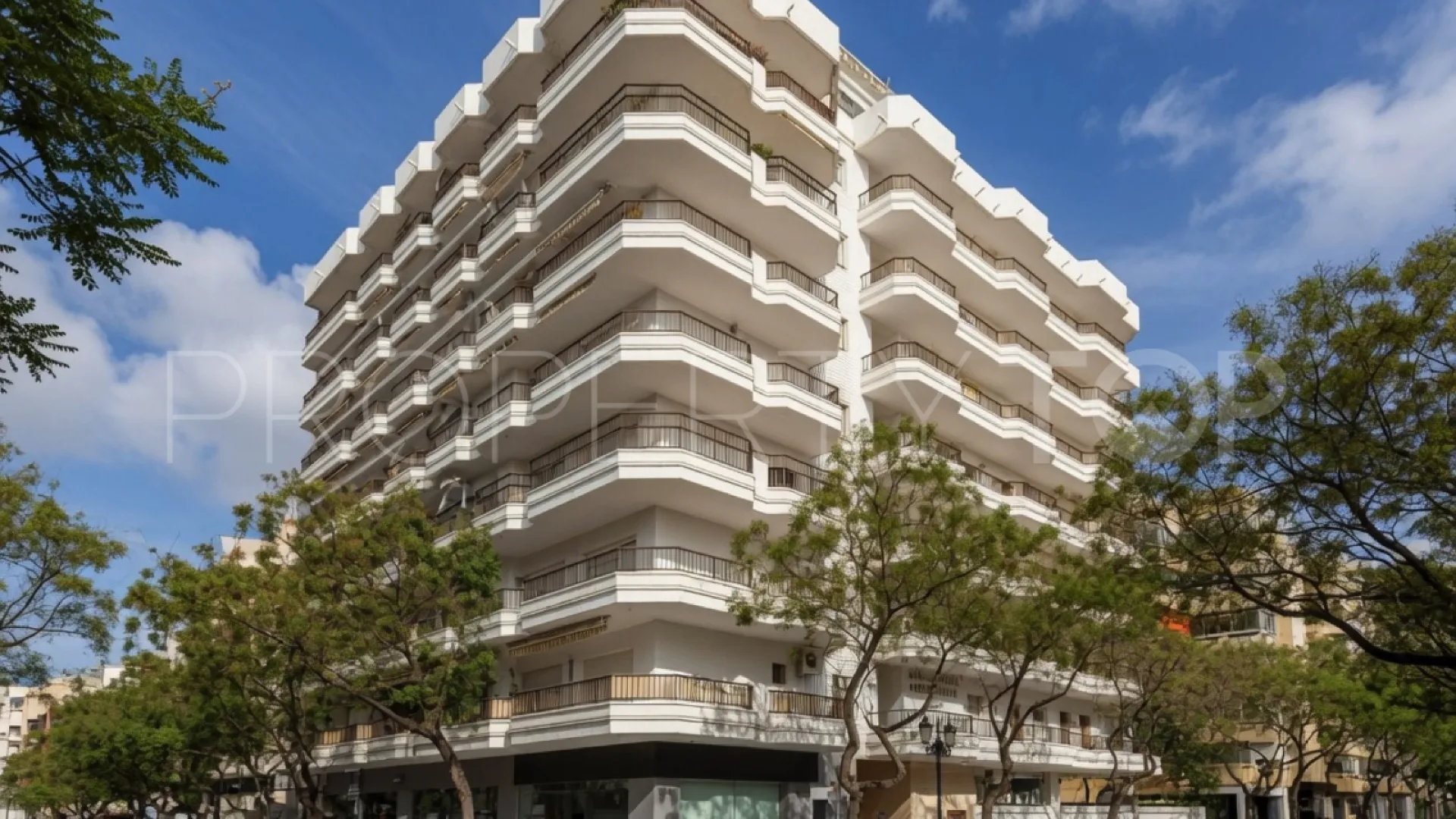 Buy apartment in Marbella Centro with 2 bedrooms
