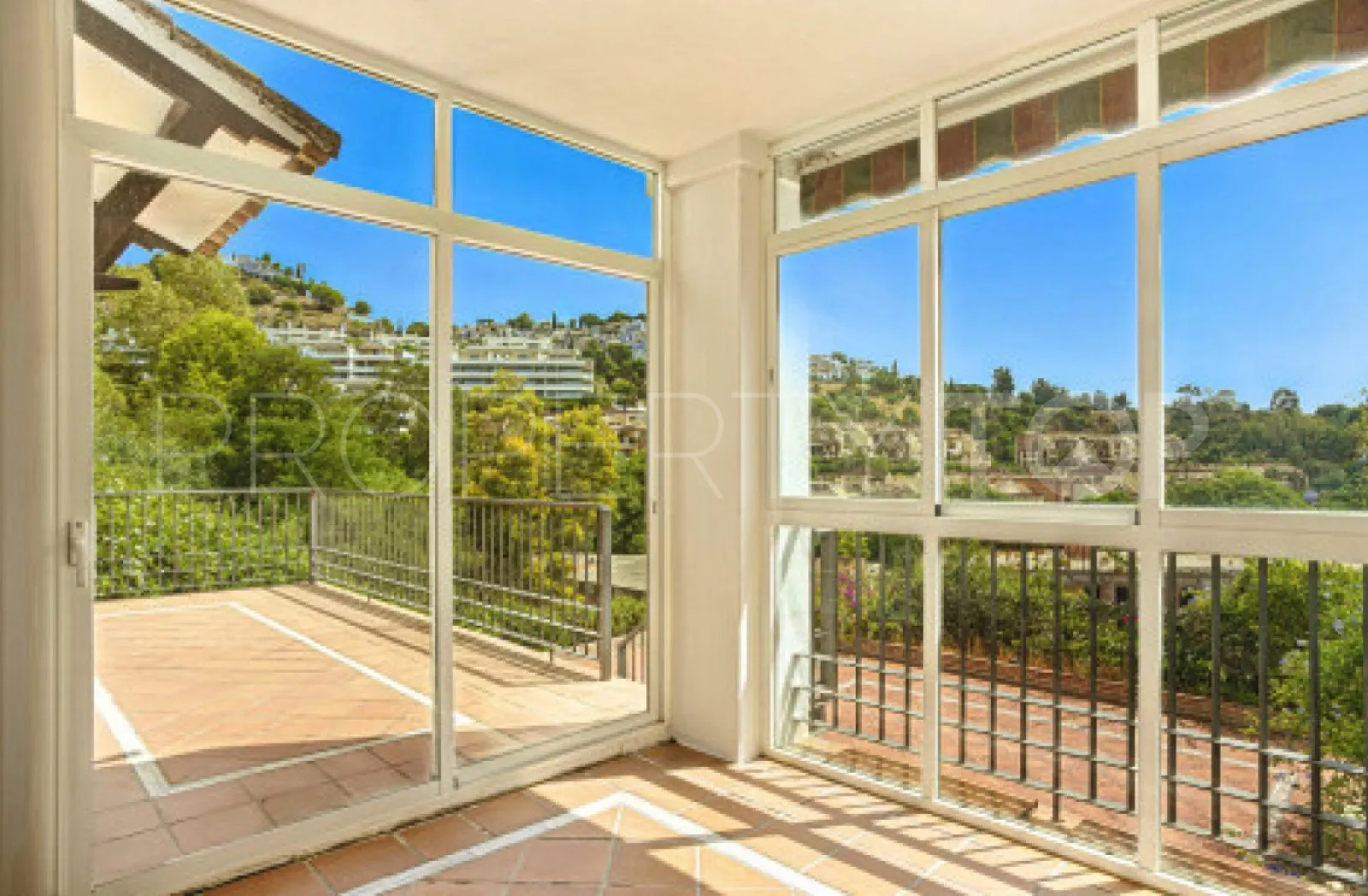 Town house for sale in Los Arqueros with 4 bedrooms