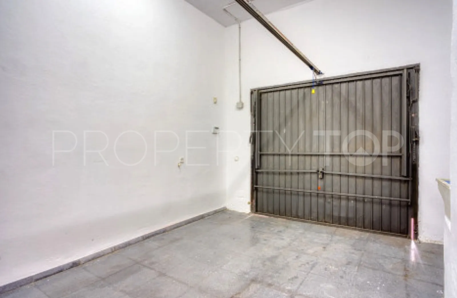 Town house for sale in Los Arqueros with 4 bedrooms