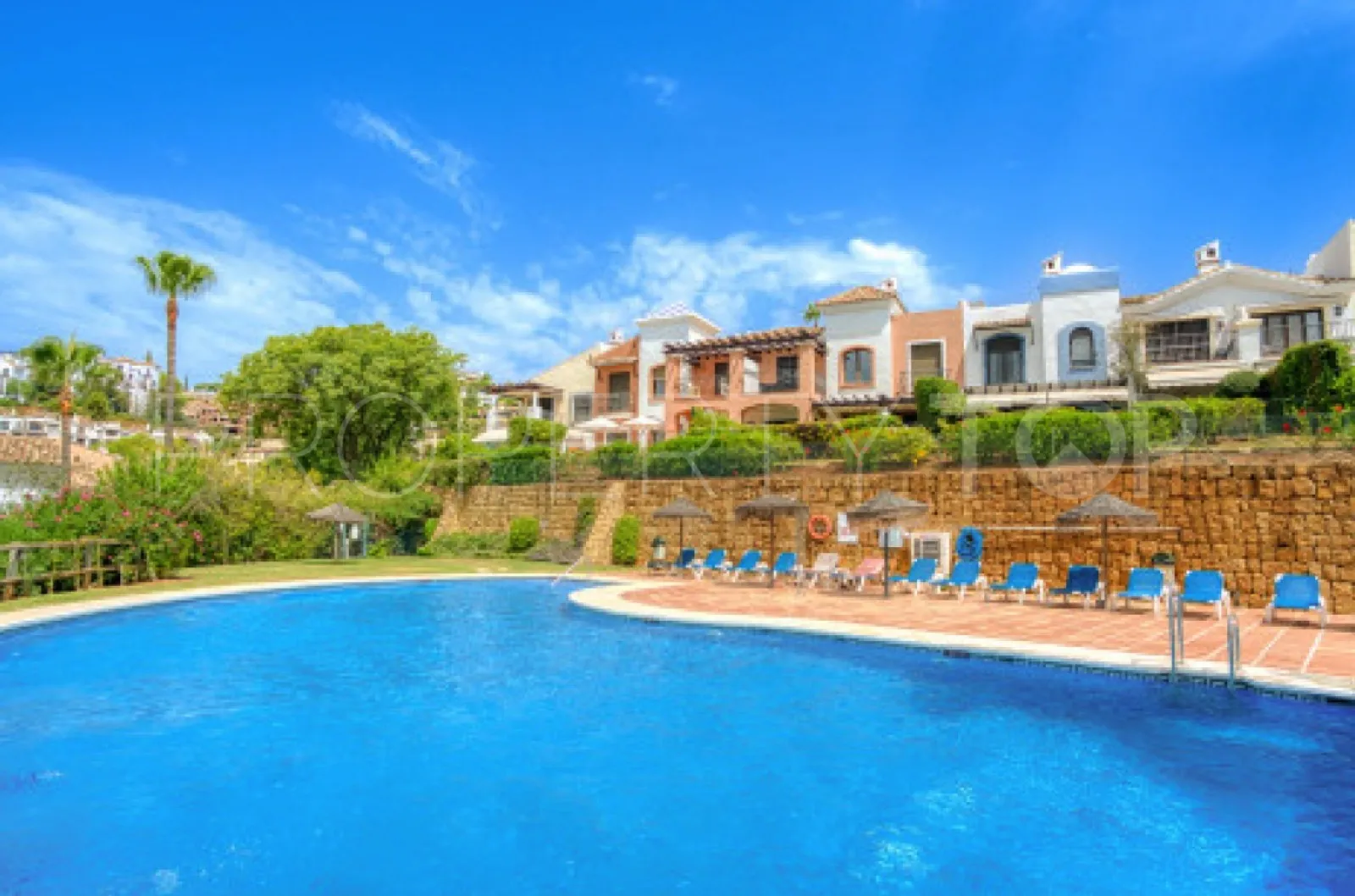 Town house for sale in Los Arqueros with 4 bedrooms
