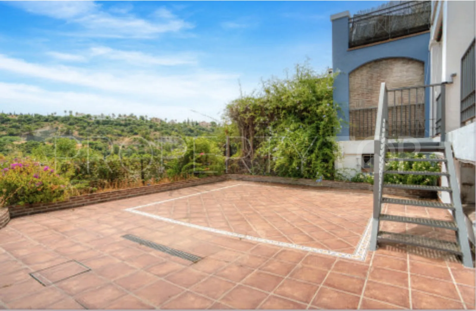 Town house for sale in Los Arqueros with 4 bedrooms