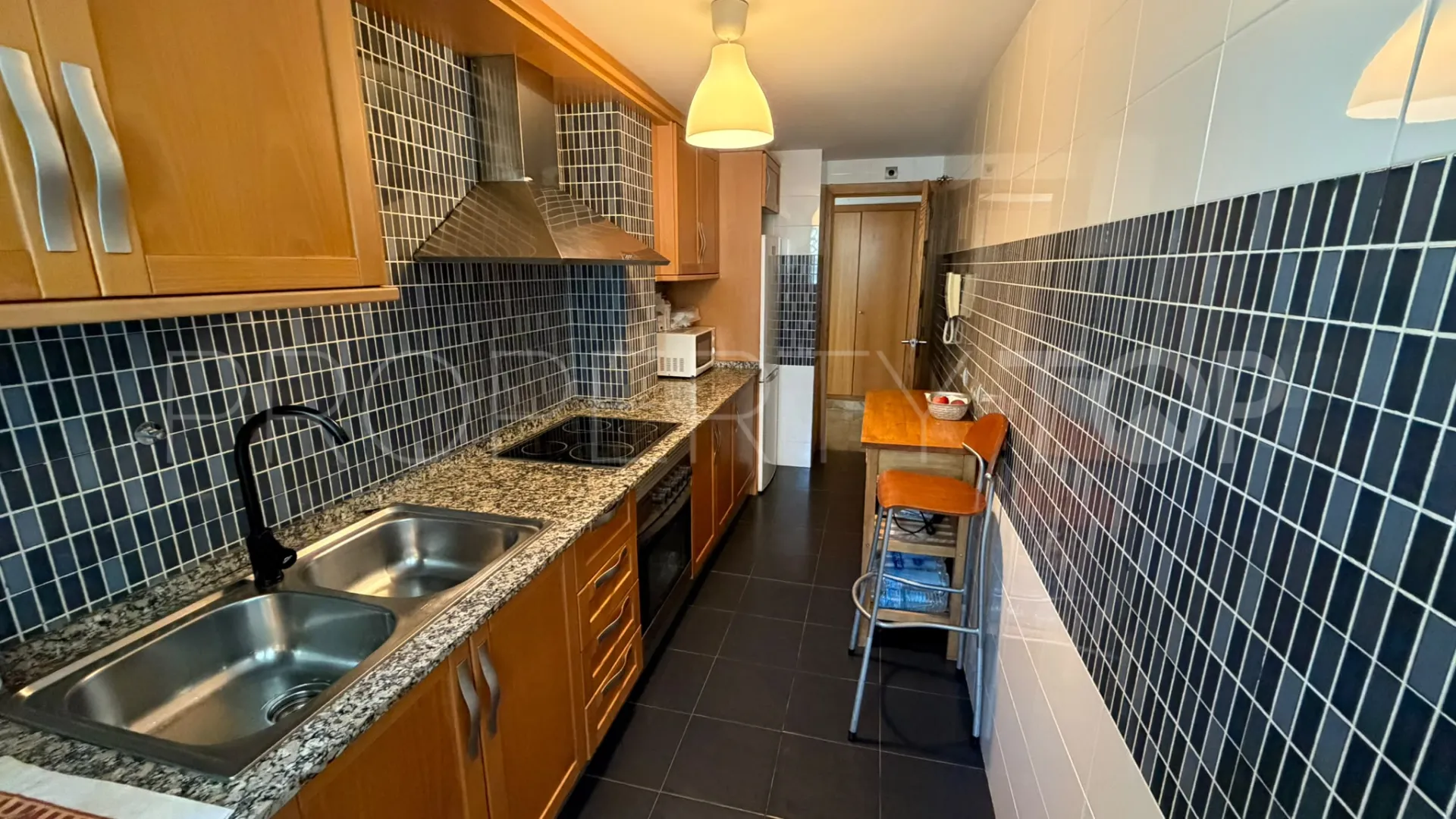 Apartamento planta baja en venta con 1 dormitorio en Selwo