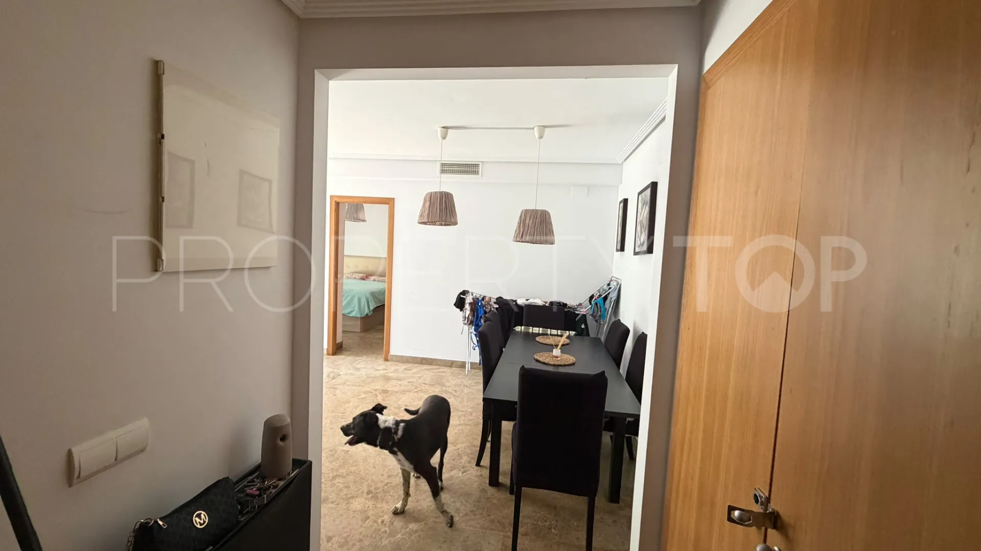 Apartamento planta baja en venta con 1 dormitorio en Selwo