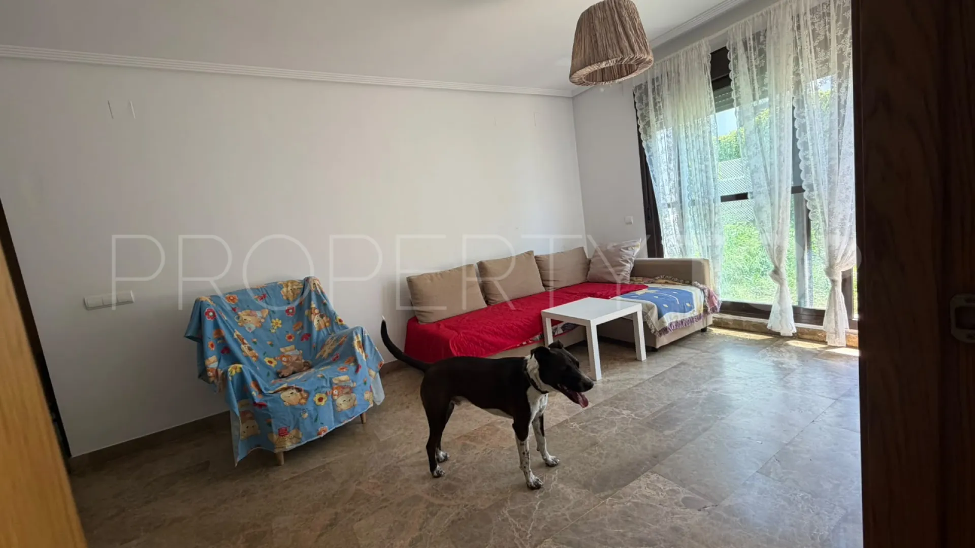 Apartamento planta baja en venta con 1 dormitorio en Selwo