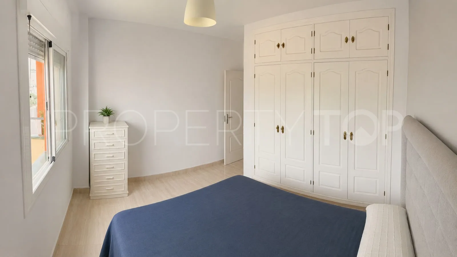 Apartamento a la venta de 1 dormitorio en Sabinillas