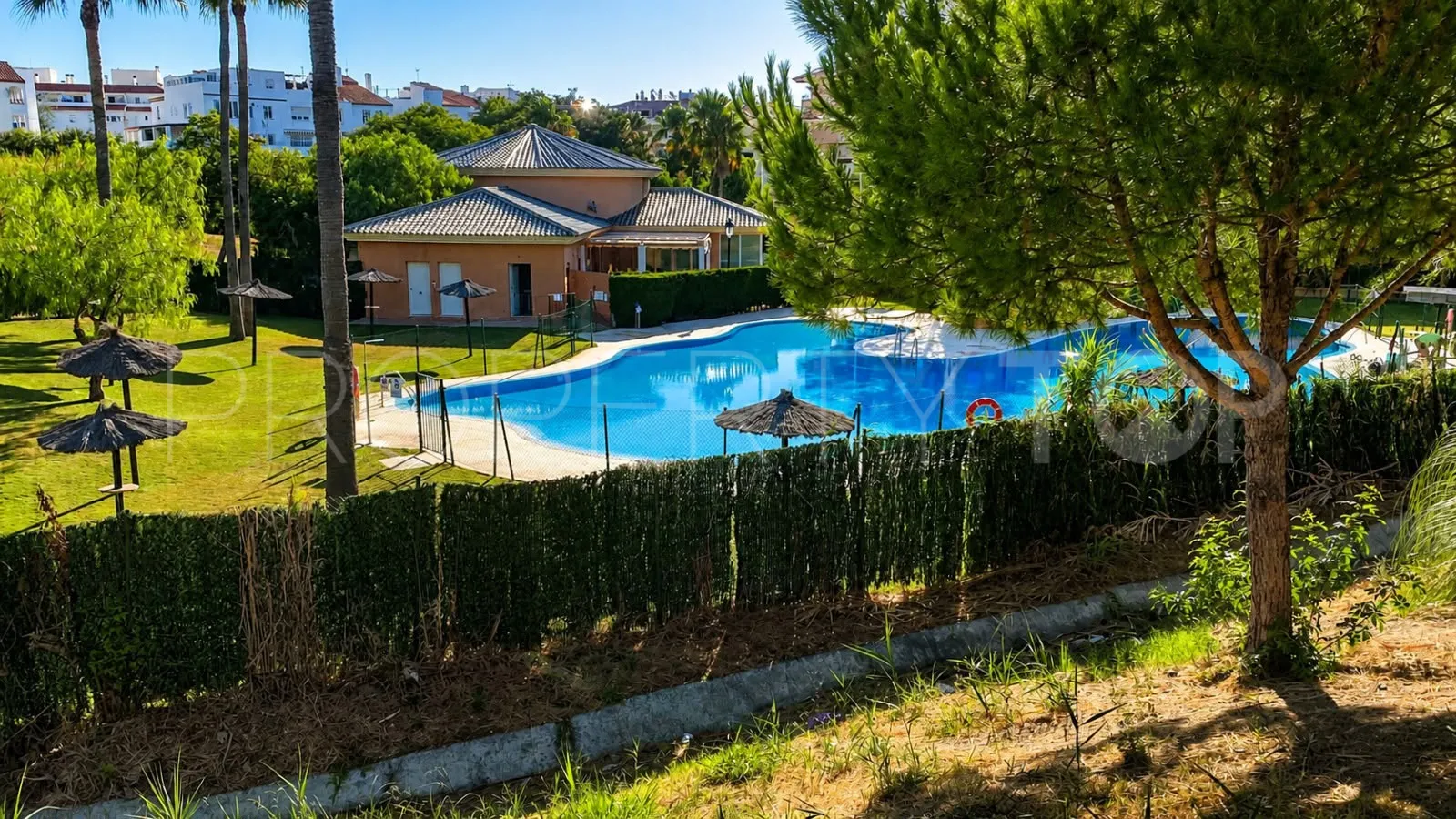Apartamento a la venta de 1 dormitorio en Sabinillas