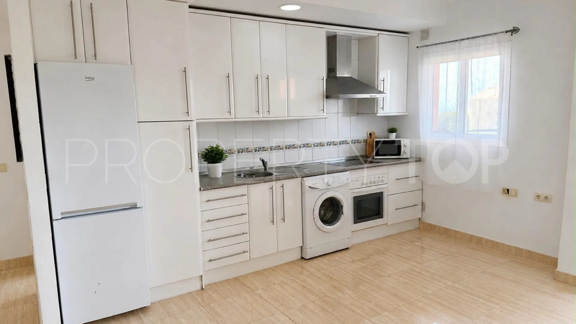Apartamento a la venta de 1 dormitorio en Sabinillas