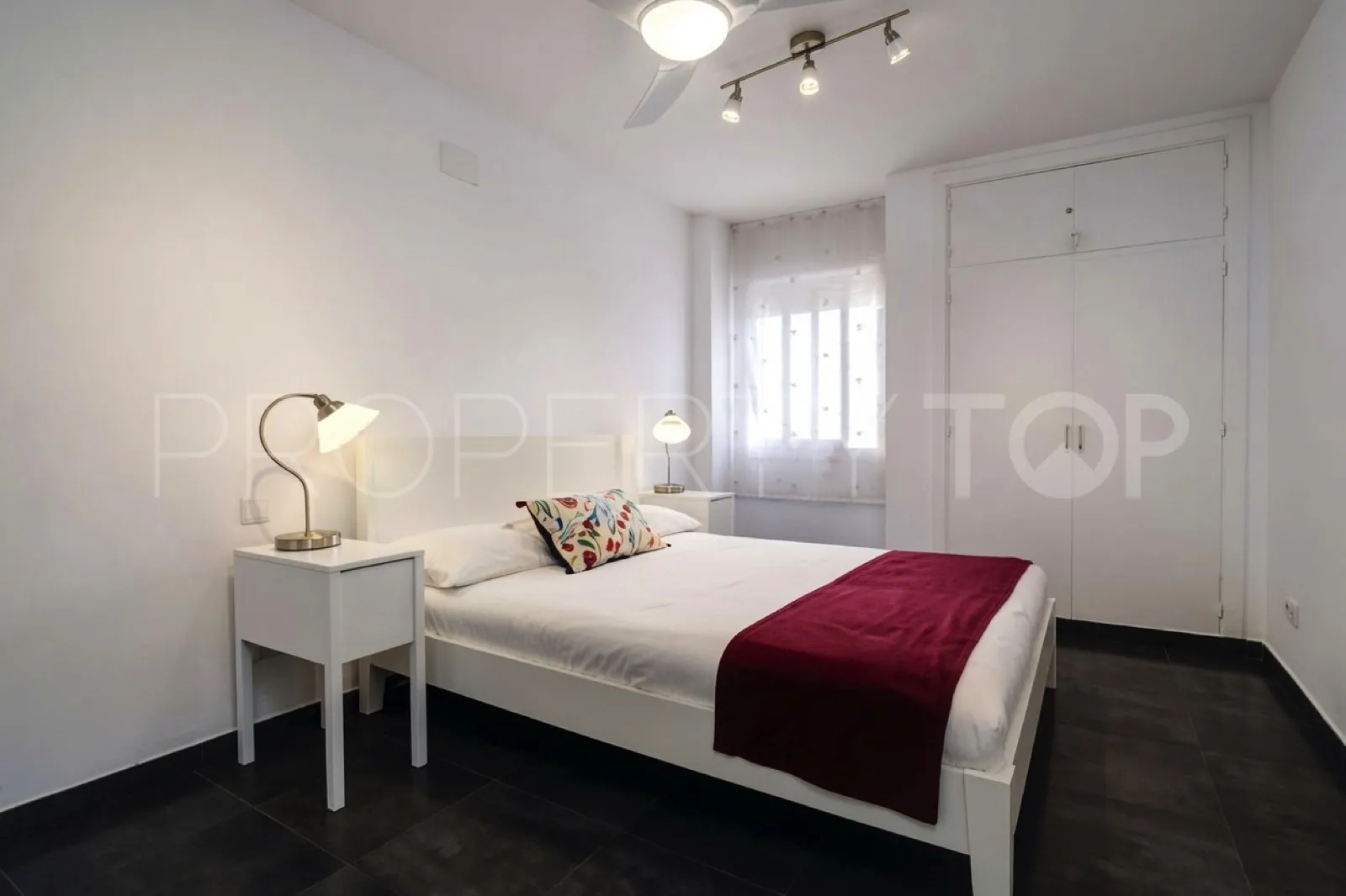Se vende apartamento en Marbella Centro de 4 dormitorios