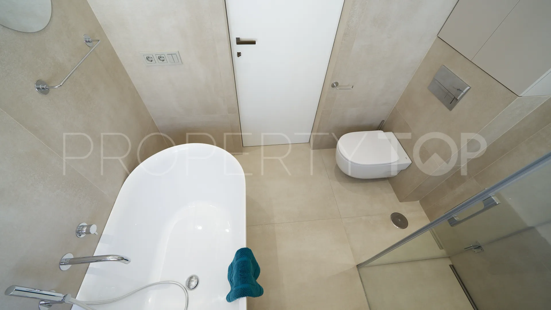 Buy apartment with 2 bedrooms in Casco antiguo