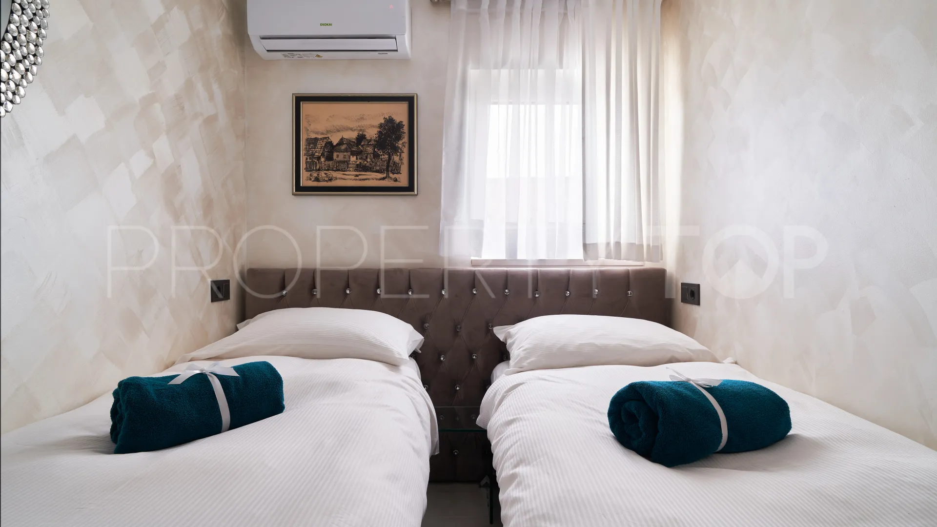 Buy apartment with 2 bedrooms in Casco antiguo