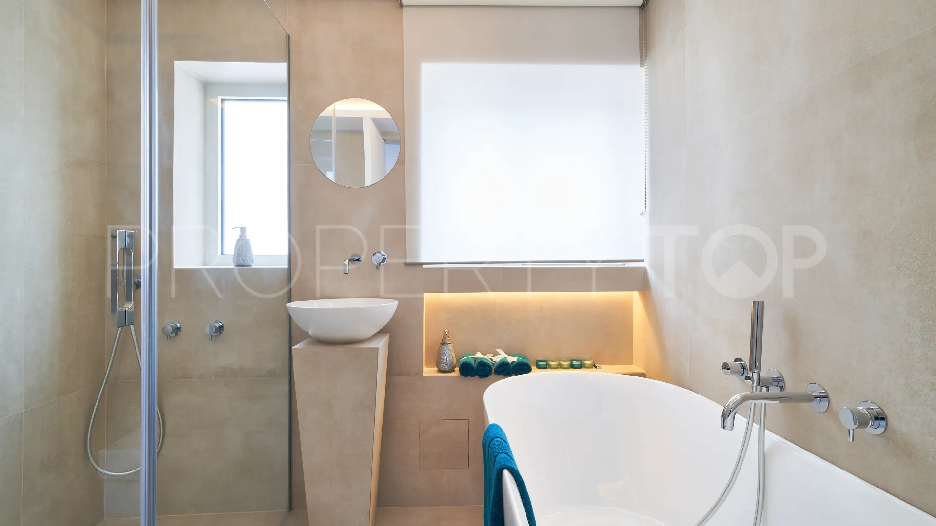 Buy apartment with 2 bedrooms in Casco antiguo