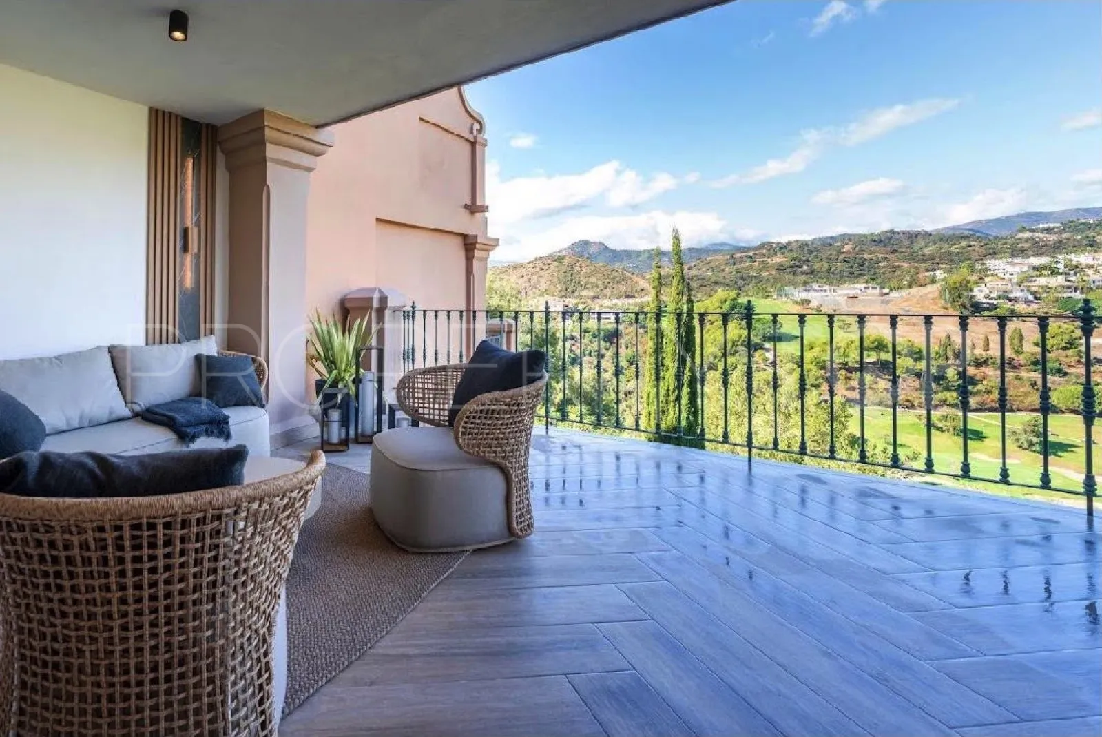 Town house for sale in La Quinta