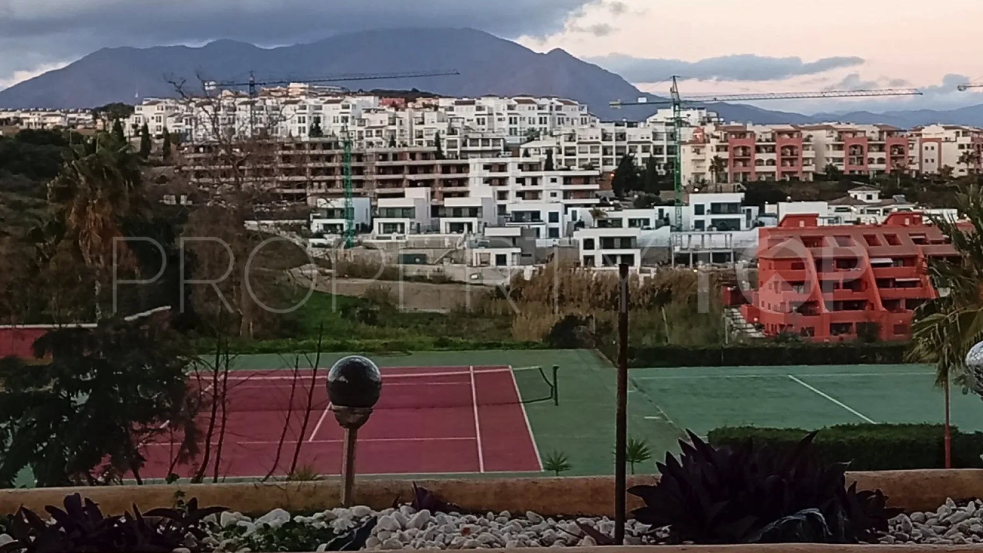 Buy semi detached house with 3 bedrooms in Princesa Kristina