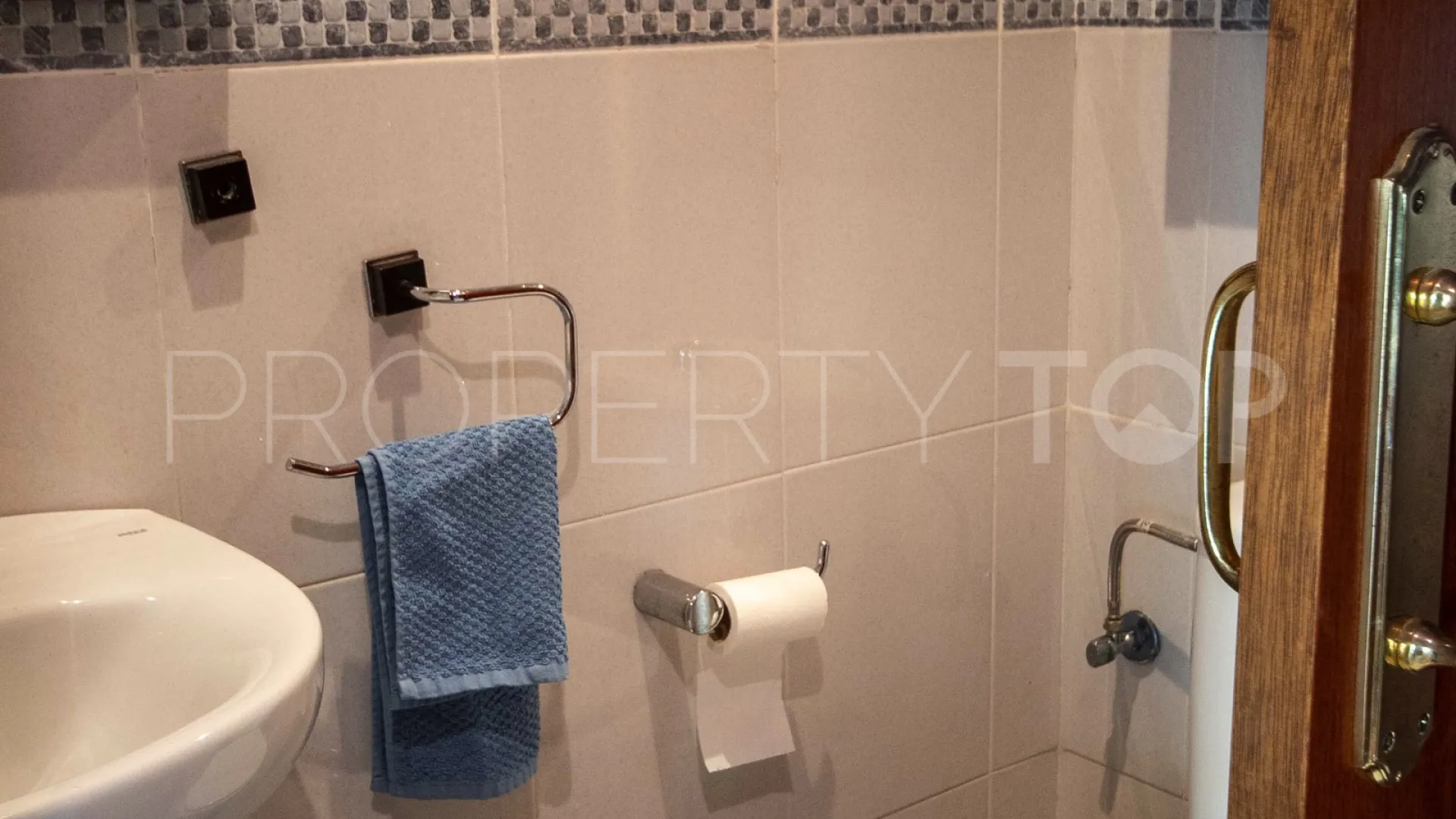 Adosado en venta en Estepona Centro con 4 dormitorios