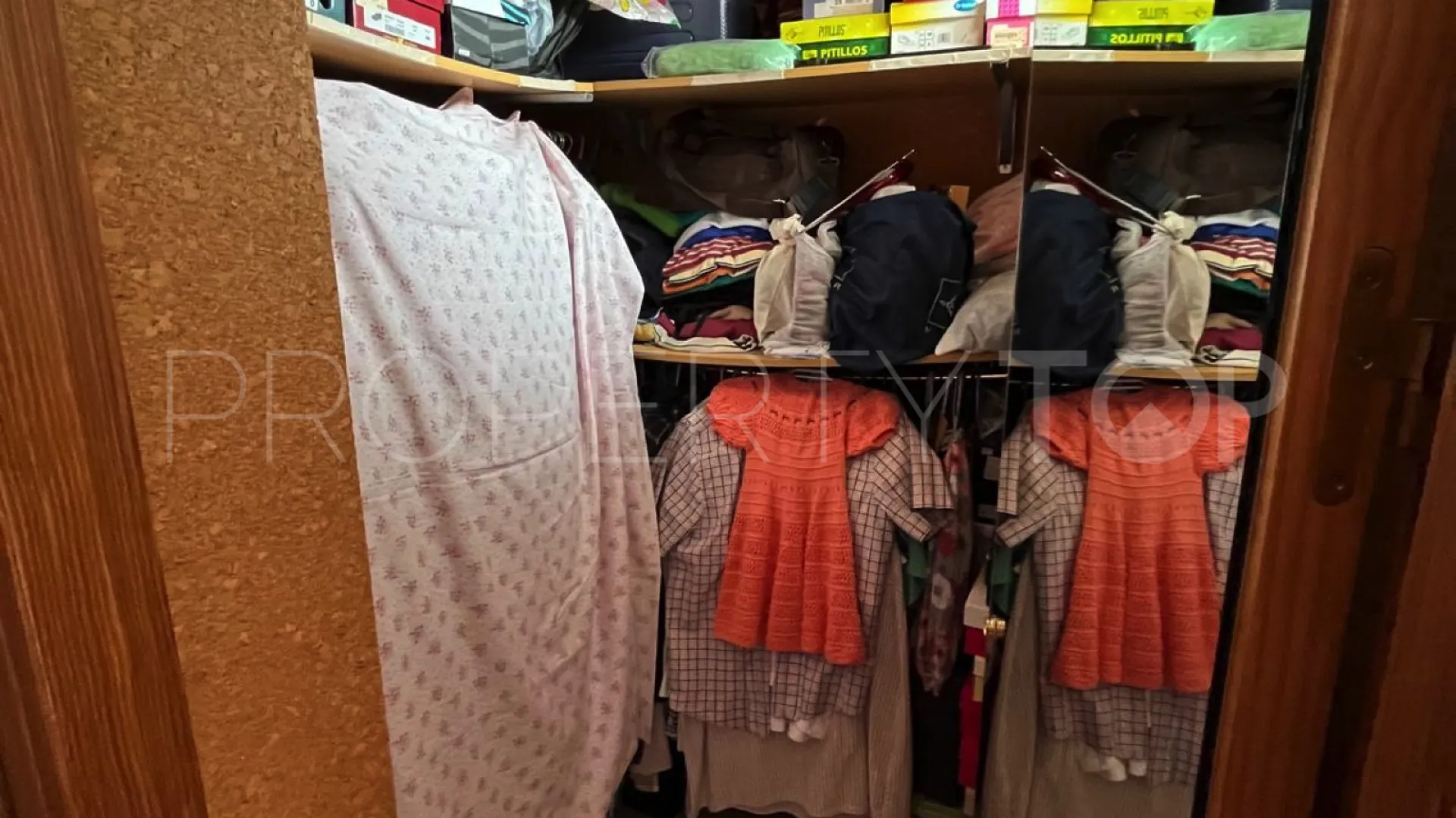 Adosado en venta de 2 dormitorios en Estepona Puerto