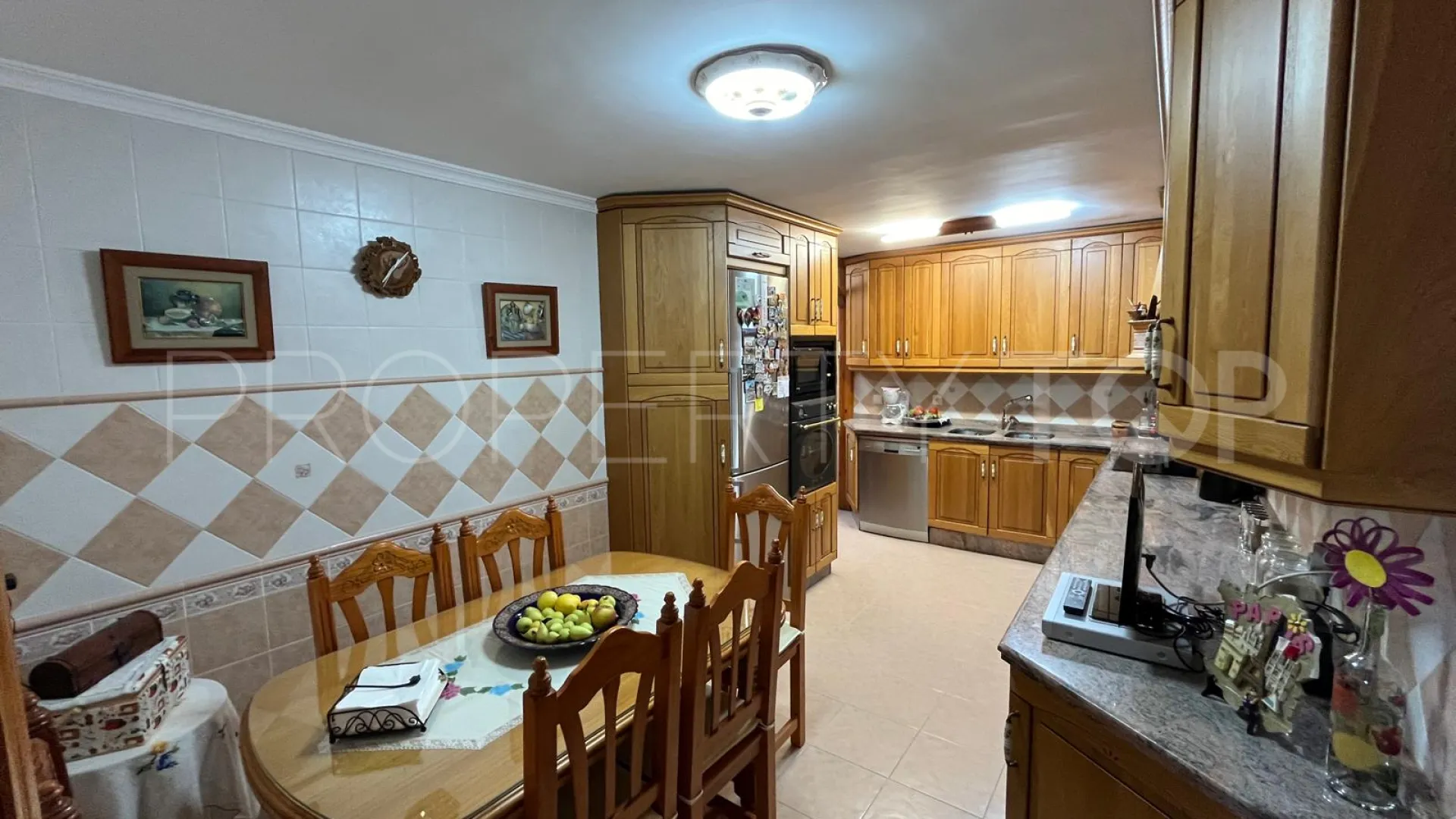 Adosado en venta de 2 dormitorios en Estepona Puerto
