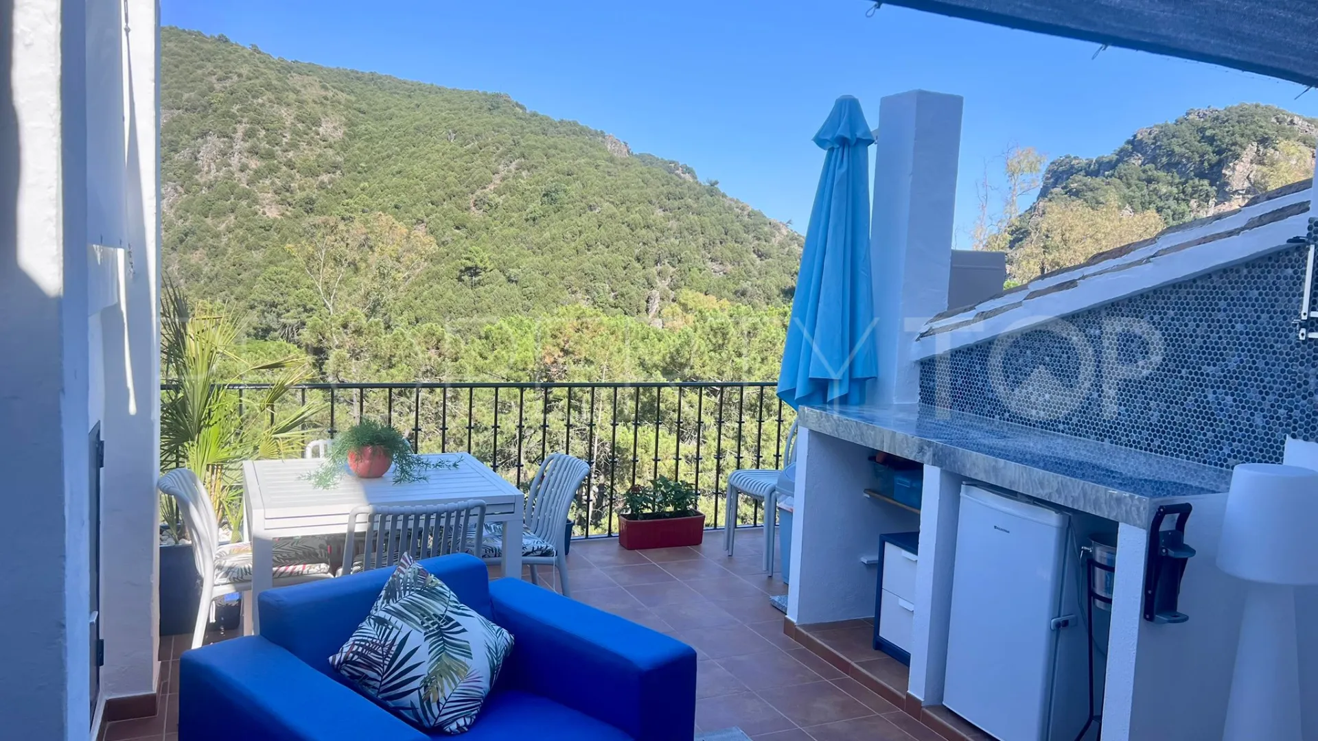 Studio for sale in Benahavis Centro