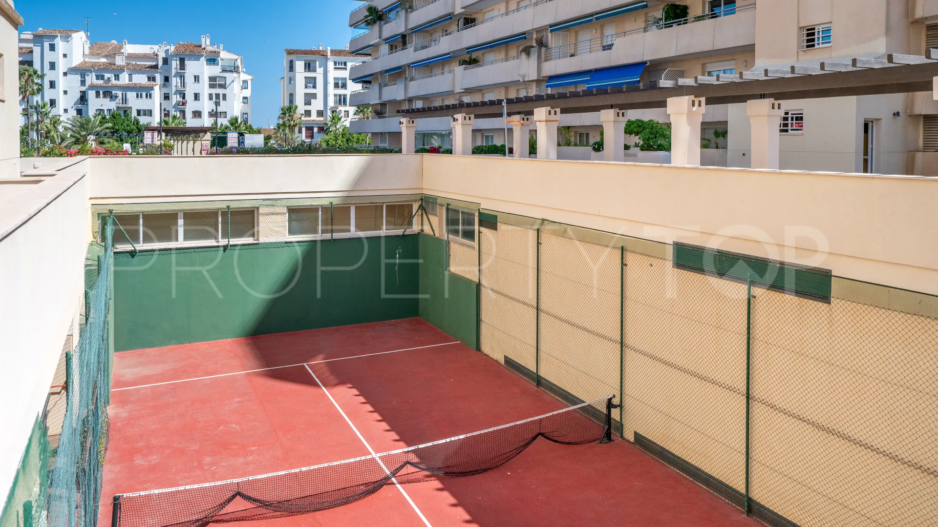 Marina Banus, apartamento en venta