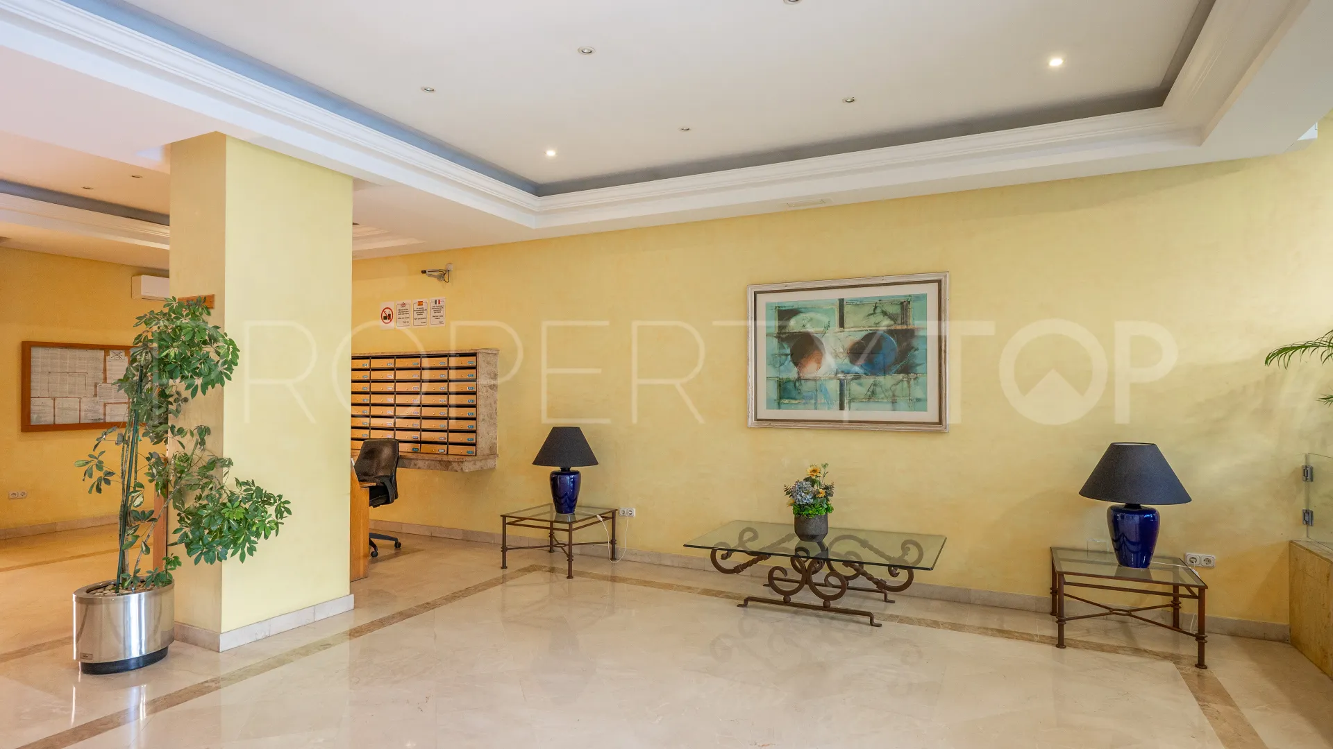 Marina Banus, apartamento en venta