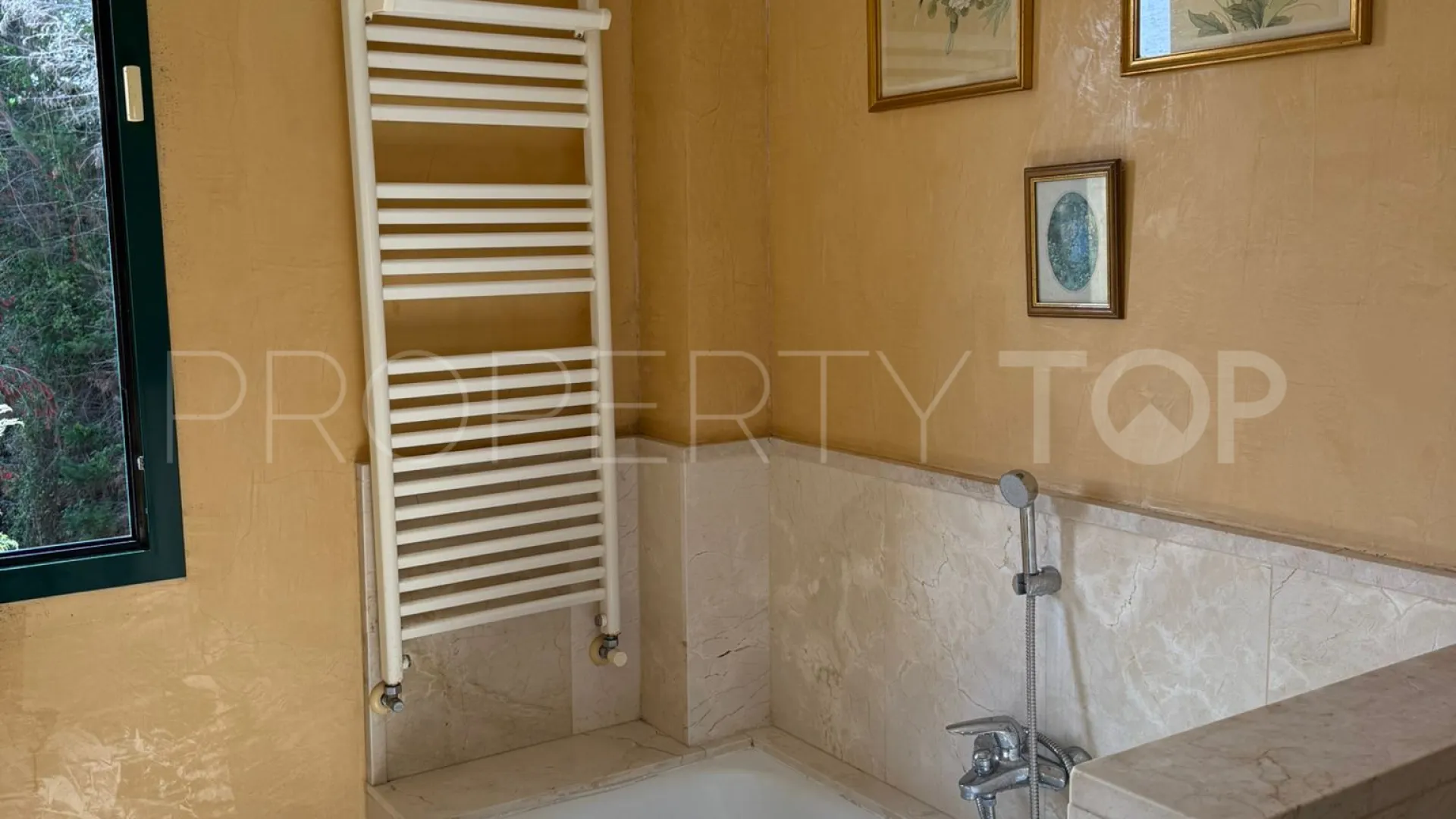 4 bedrooms semi detached house in Sotogrande Costa for sale