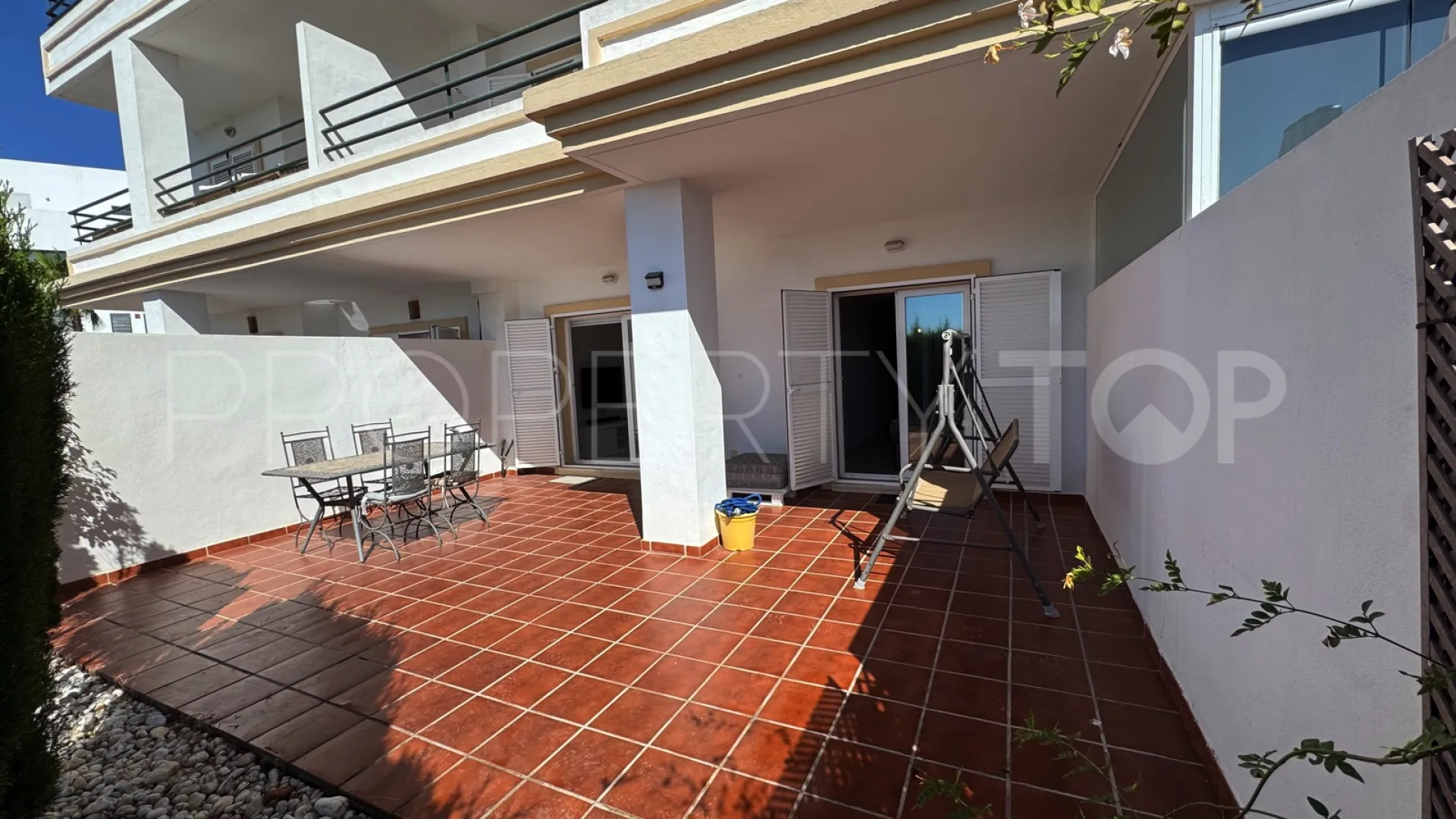 For sale Alcorrín 2 bedrooms ground floor apartment