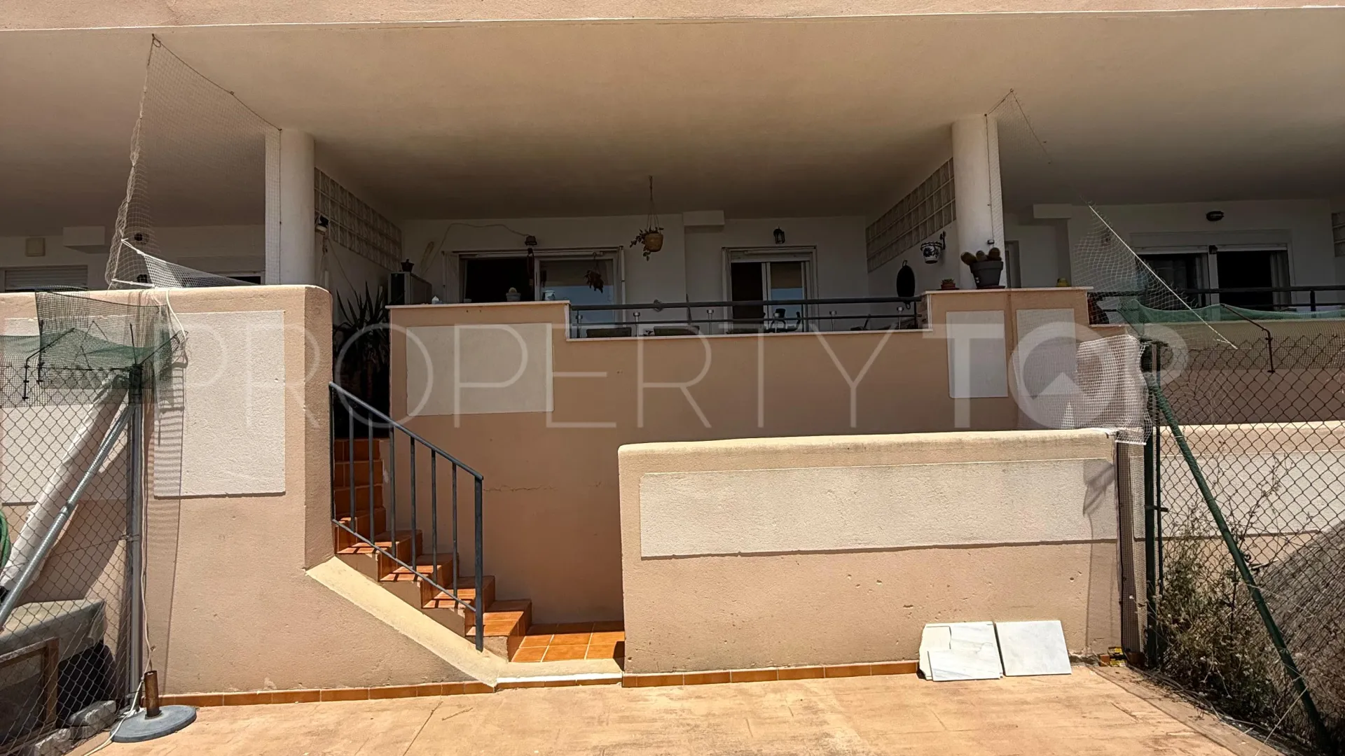 Apartamento planta baja en venta con 3 dormitorios en Hacienda de Casares
